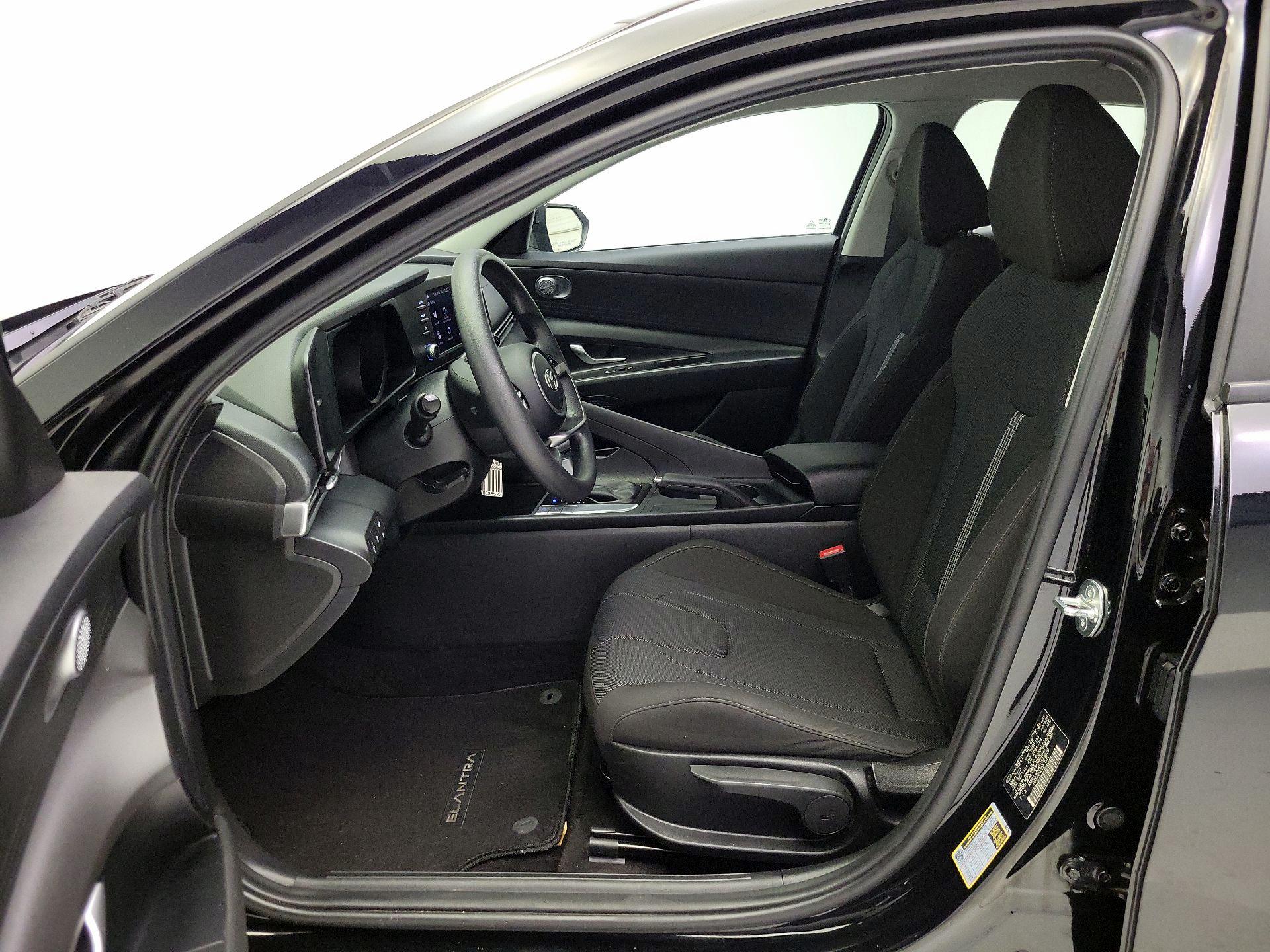 Thumbnail: 2023 Hyundai Elantra - 11