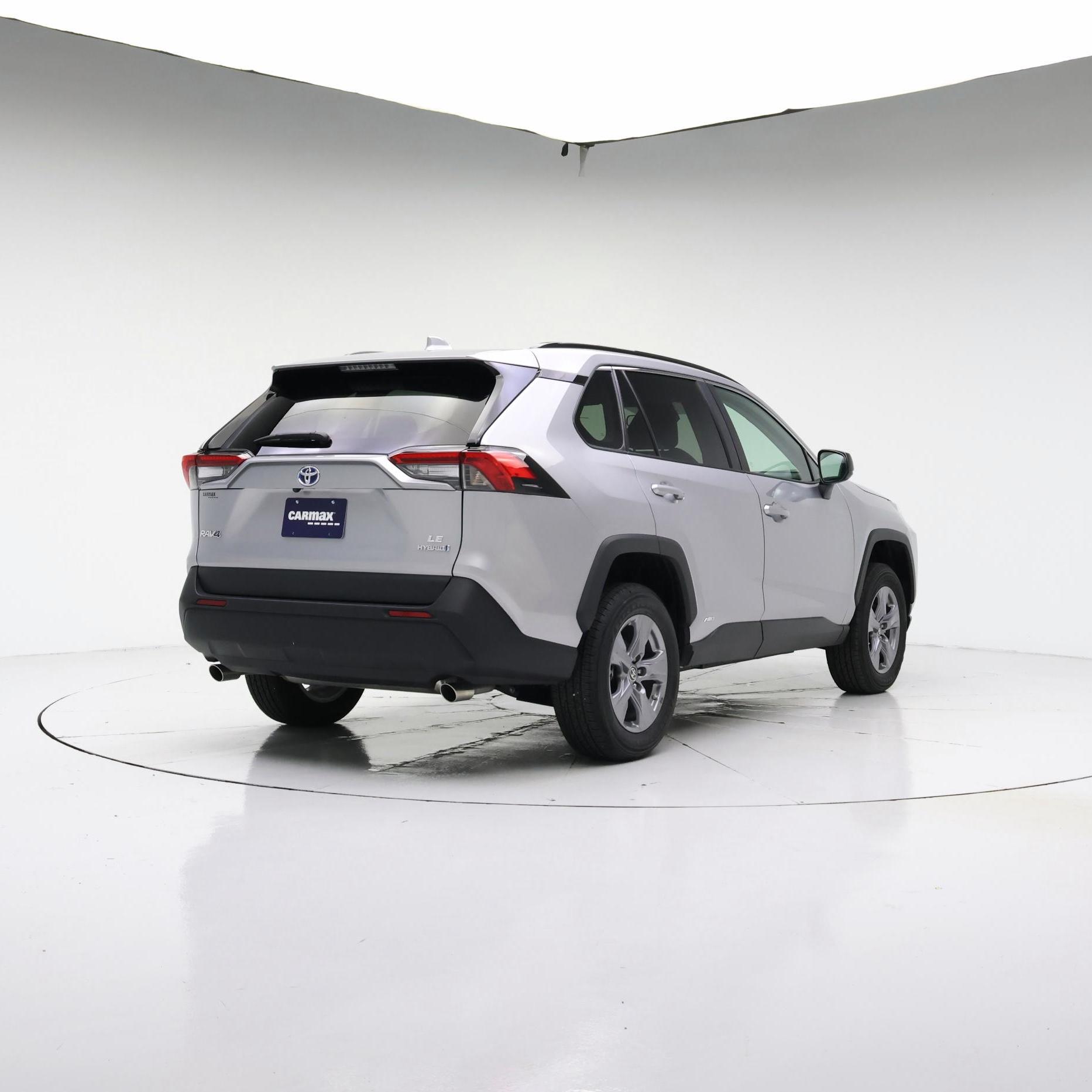 Thumbnail: 2024 Toyota RAV4 - 8