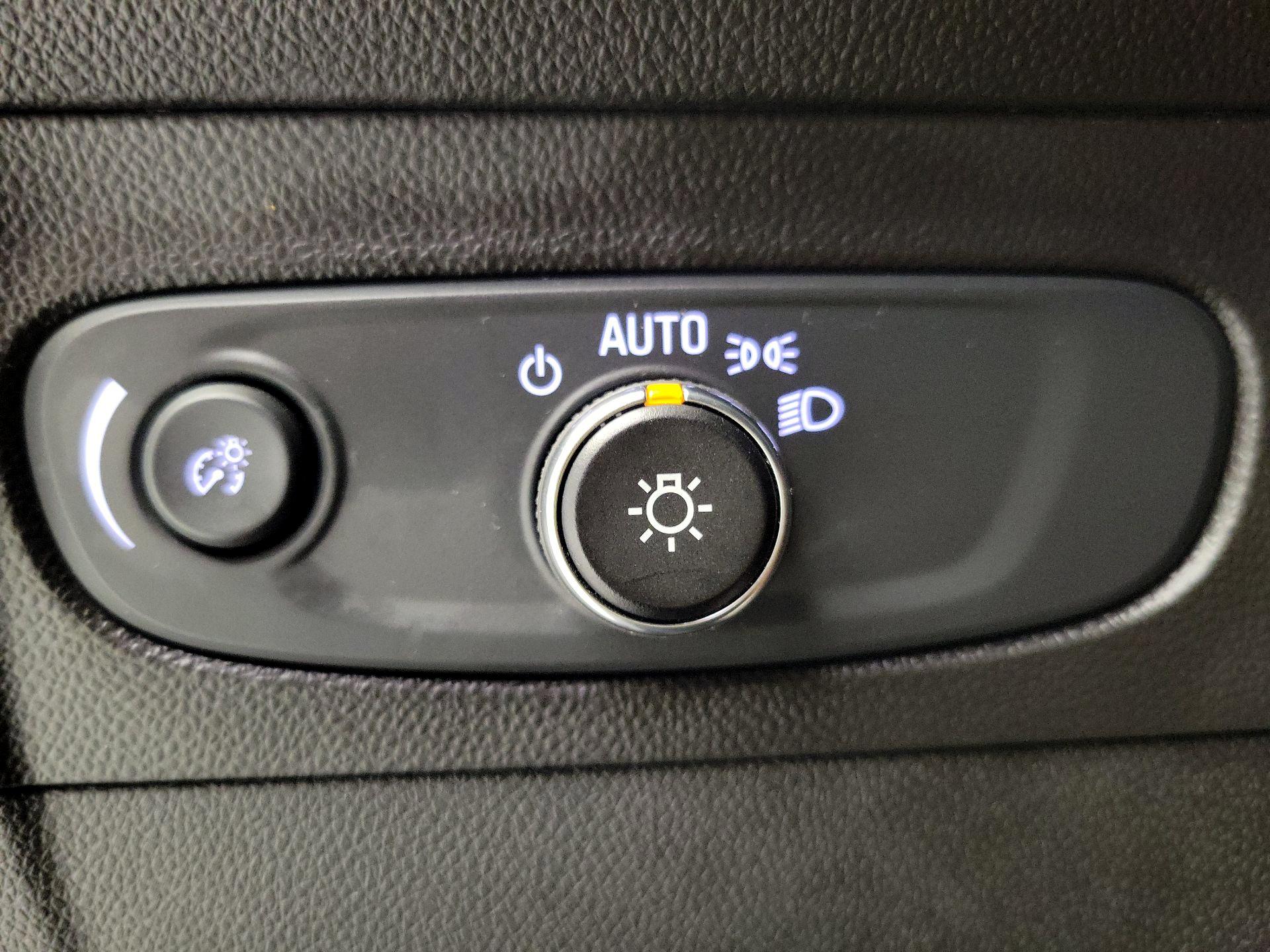 Thumbnail: 2021 Buick Envision - 13