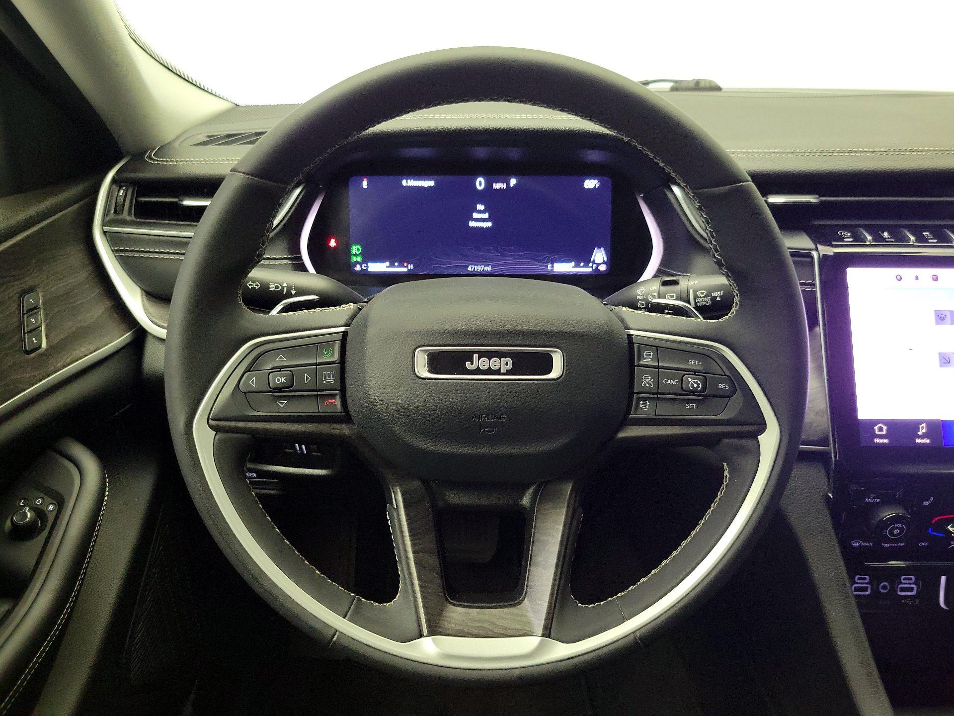 Thumbnail: 2023 Jeep Grand Cherokee L - 10