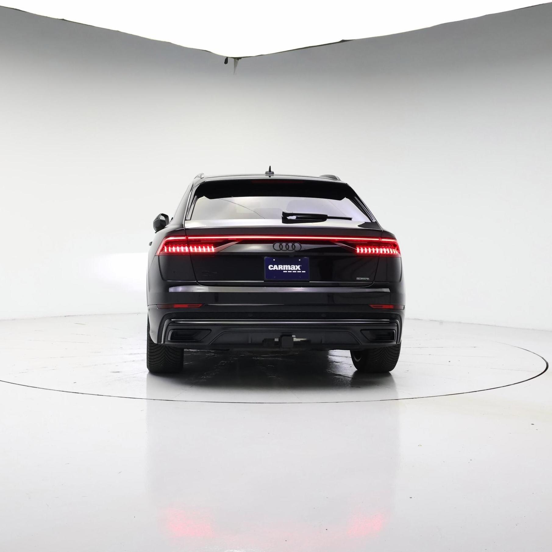 Thumbnail: 2021 Audi Q8 - 6