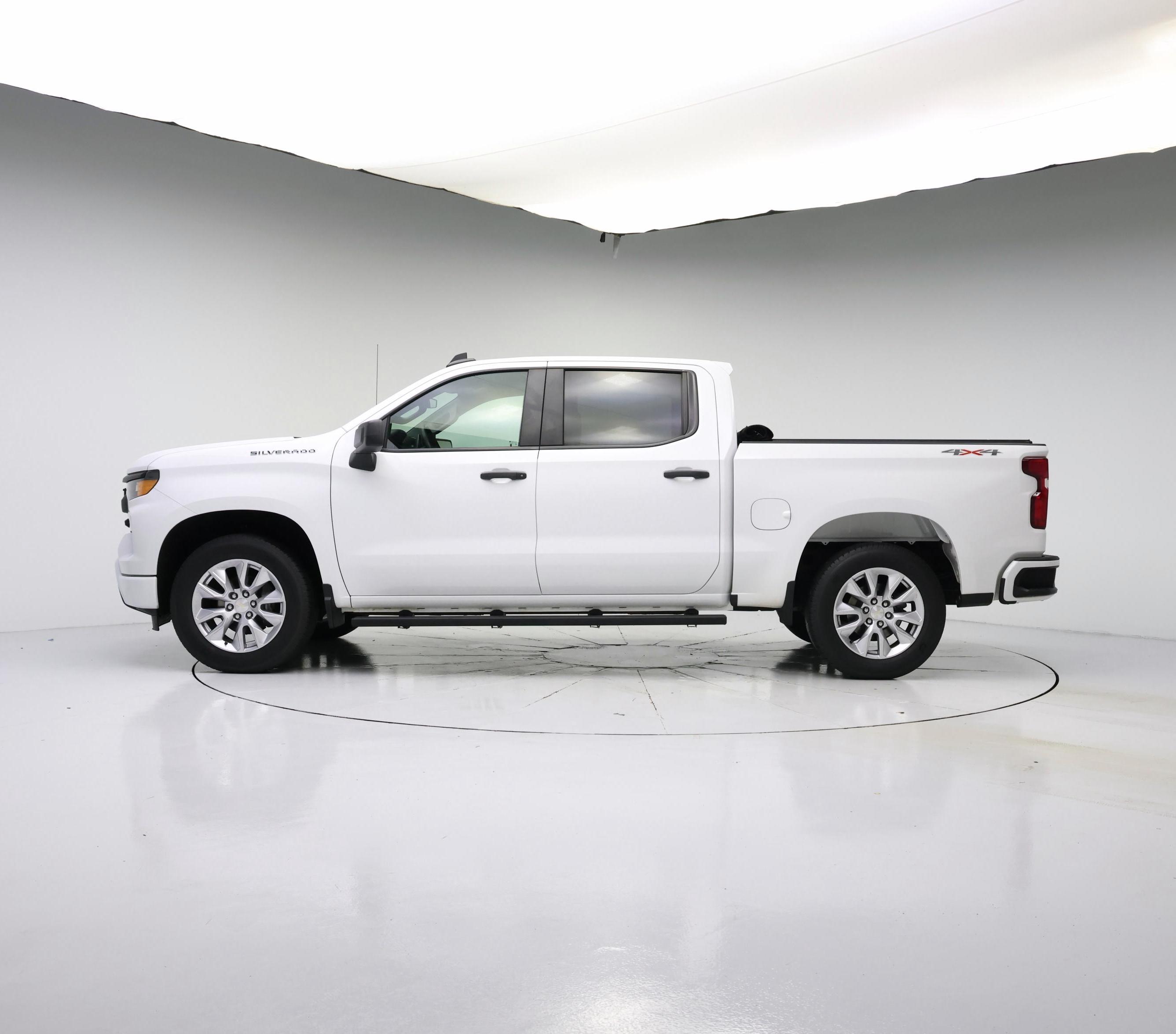 Thumbnail: 2022 Chevrolet Silverado 1500 - 3