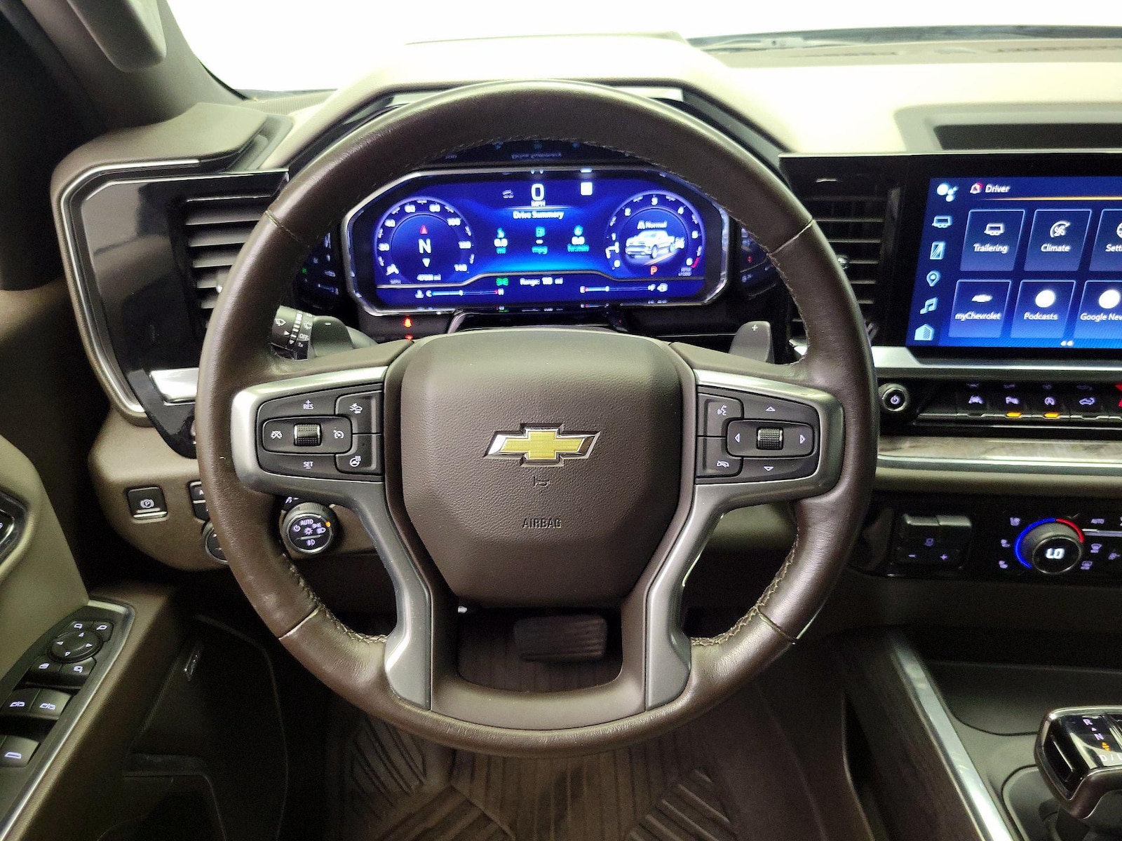 2023 Chevrolet Silverado 1500 LTZ - Photo 11