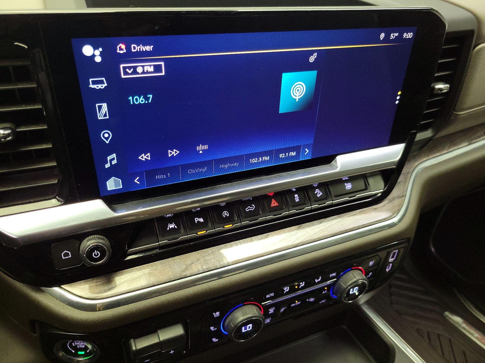 2023 Chevrolet Silverado 1500 LTZ - Photo 17
