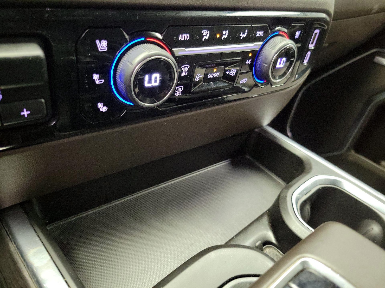 2023 Chevrolet Silverado 1500 LTZ - Photo 18