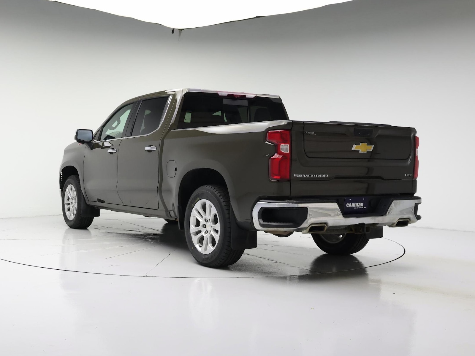 2023 Chevrolet Silverado 1500 LTZ - Photo 3