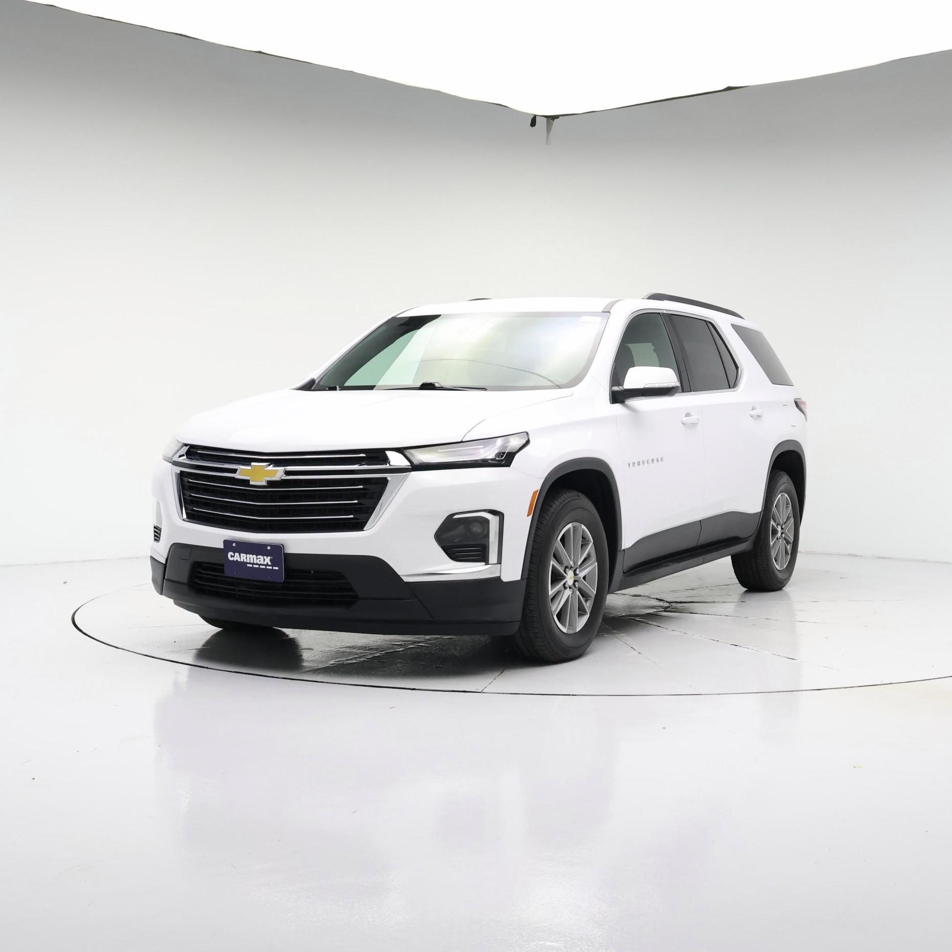 Thumbnail: 2023 Chevrolet Traverse - 4