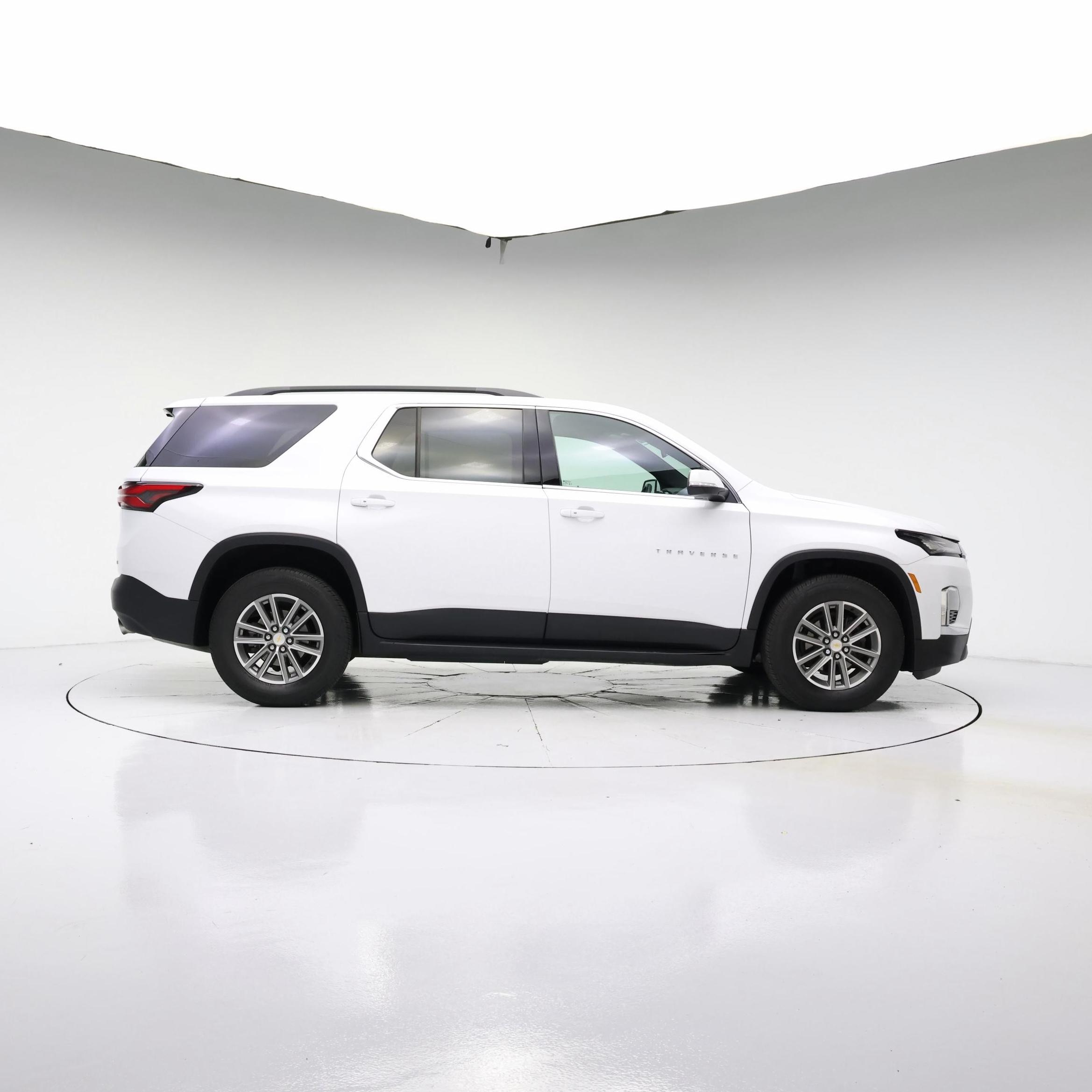 Thumbnail: 2023 Chevrolet Traverse - 7