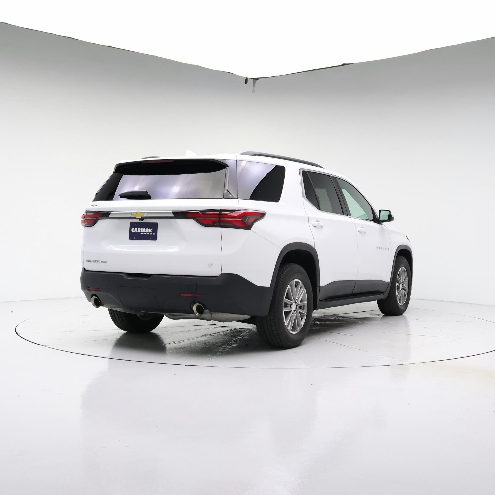 Thumbnail: 2023 Chevrolet Traverse - 8