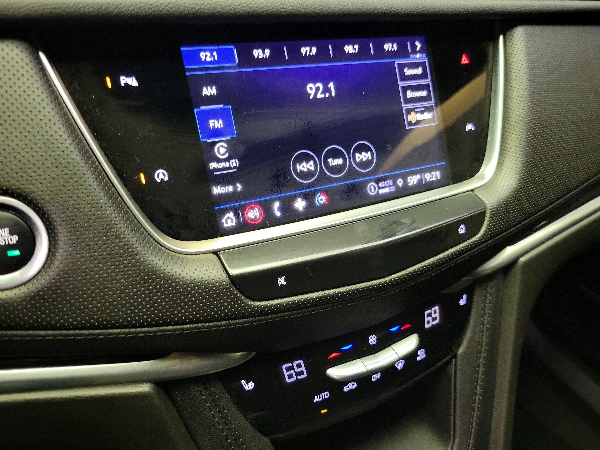 Thumbnail: 2024 Cadillac XT6 - 16