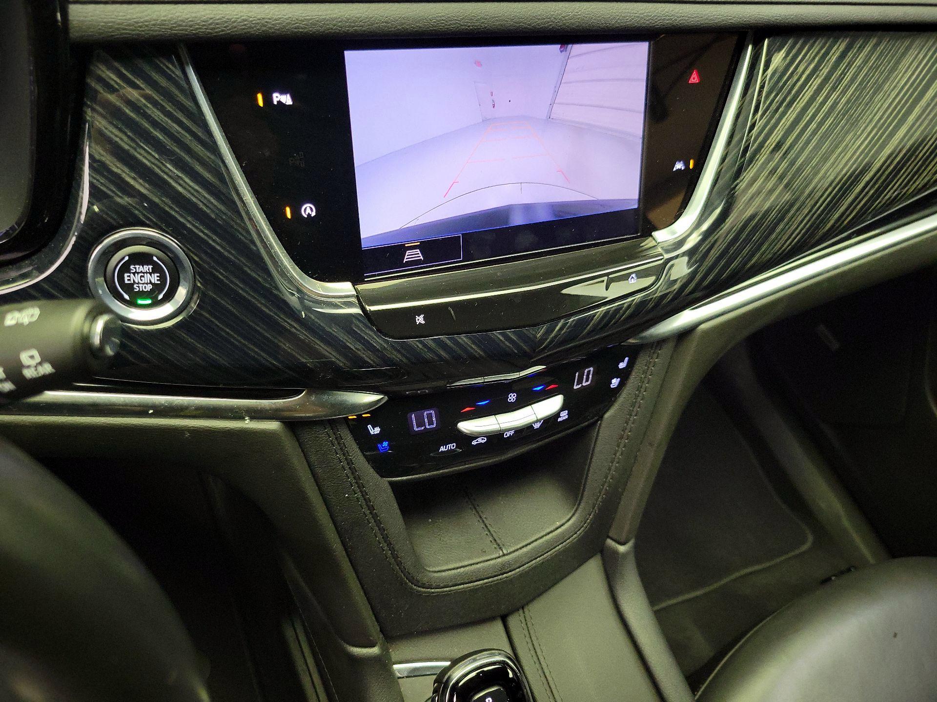 Thumbnail: 2024 Cadillac XT6 - 15