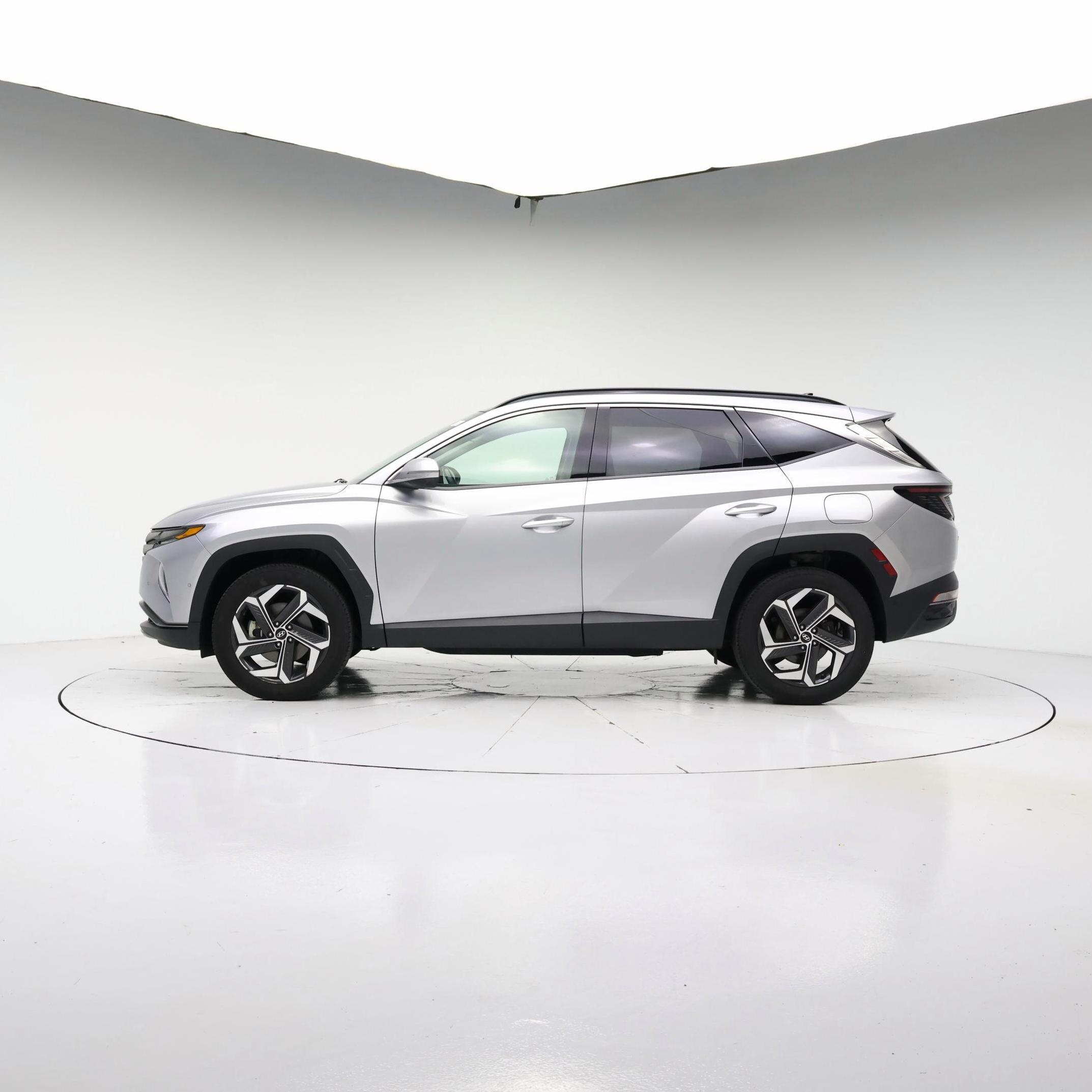Thumbnail: 2022 Hyundai Tucson - 3