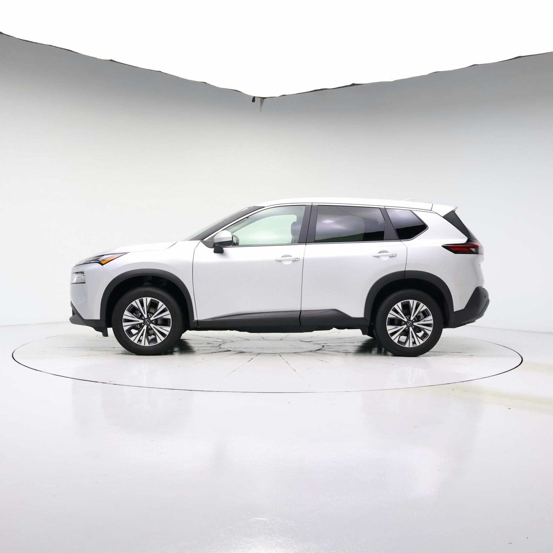 Thumbnail: 2023 Nissan Rogue - 3