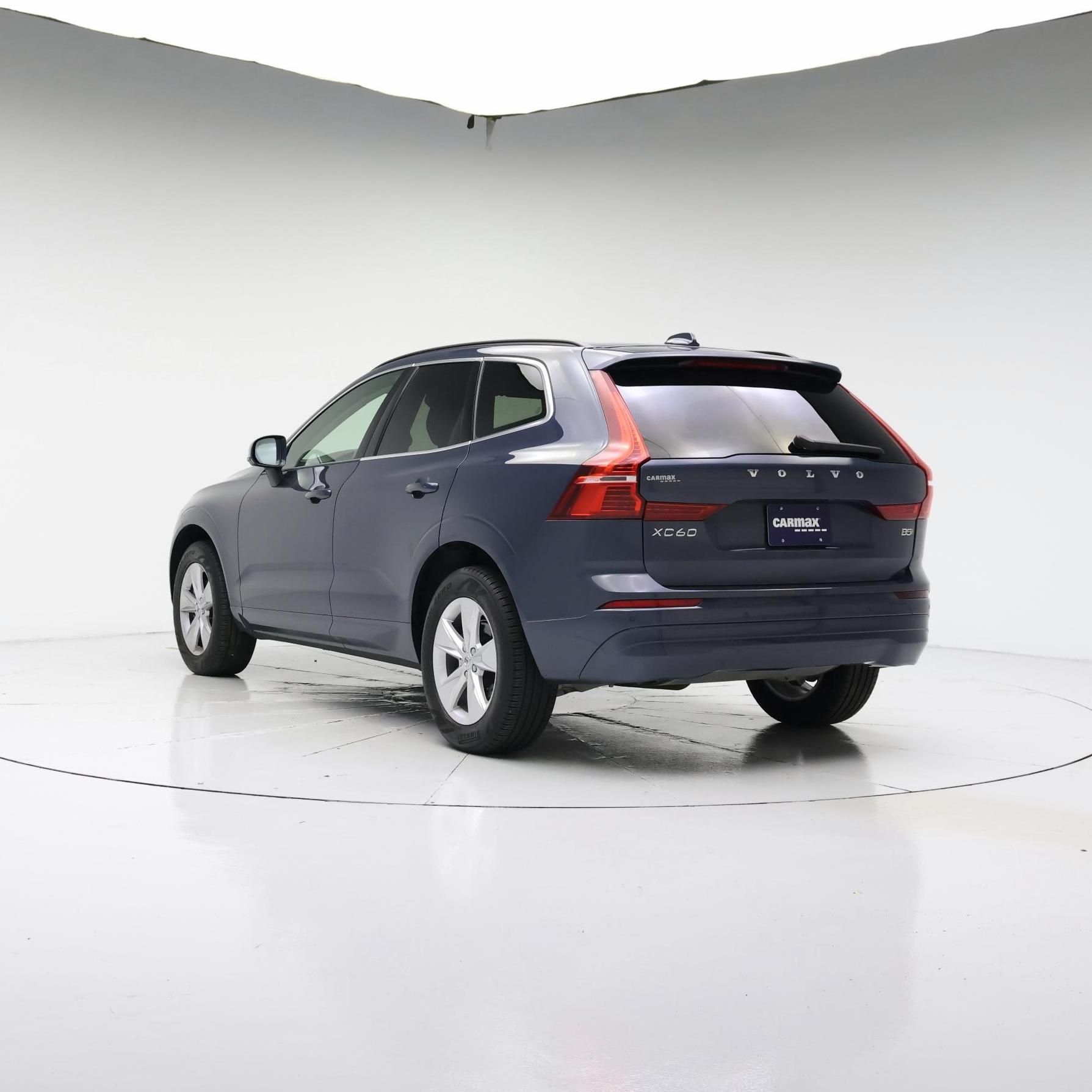 Thumbnail: 2022 Volvo XC60 - 2