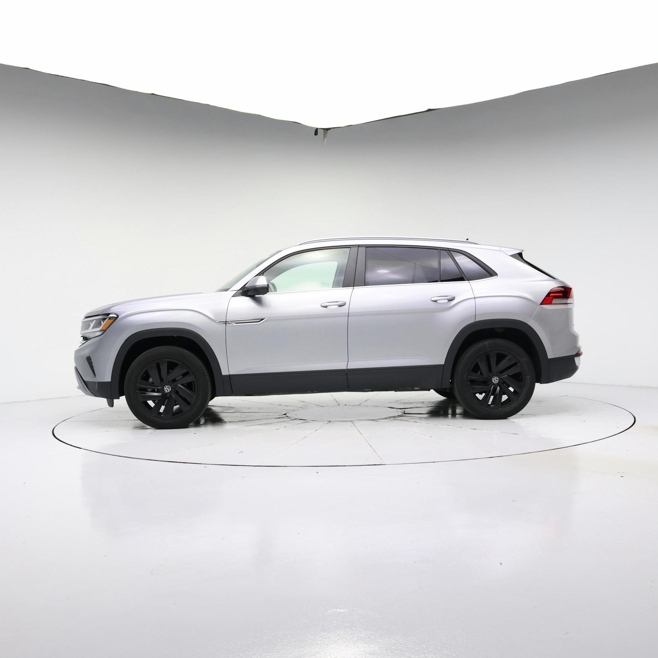 Thumbnail: 2022 Volkswagen Atlas - 3