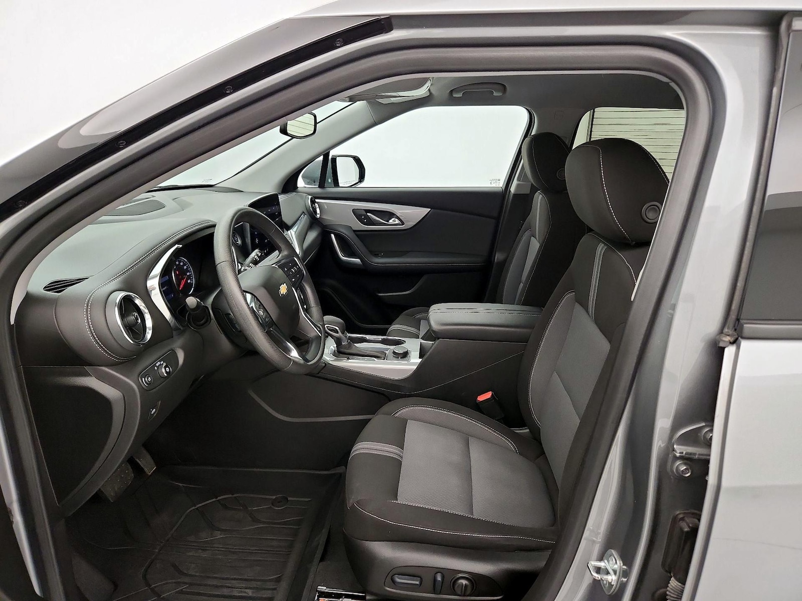 2023 Chevrolet Blazer 2LT - Photo 12