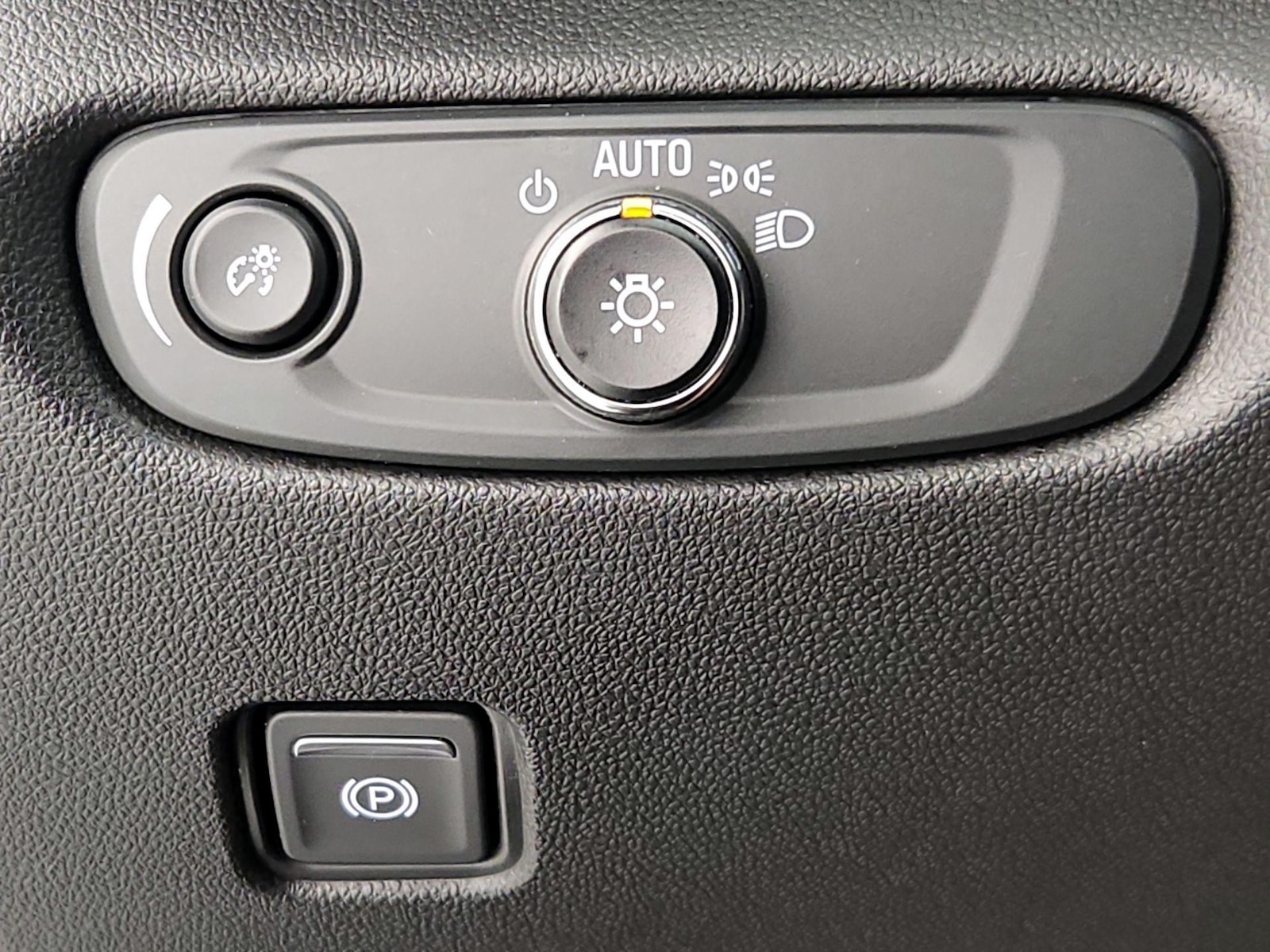 2023 Chevrolet Blazer 2LT - Photo 14