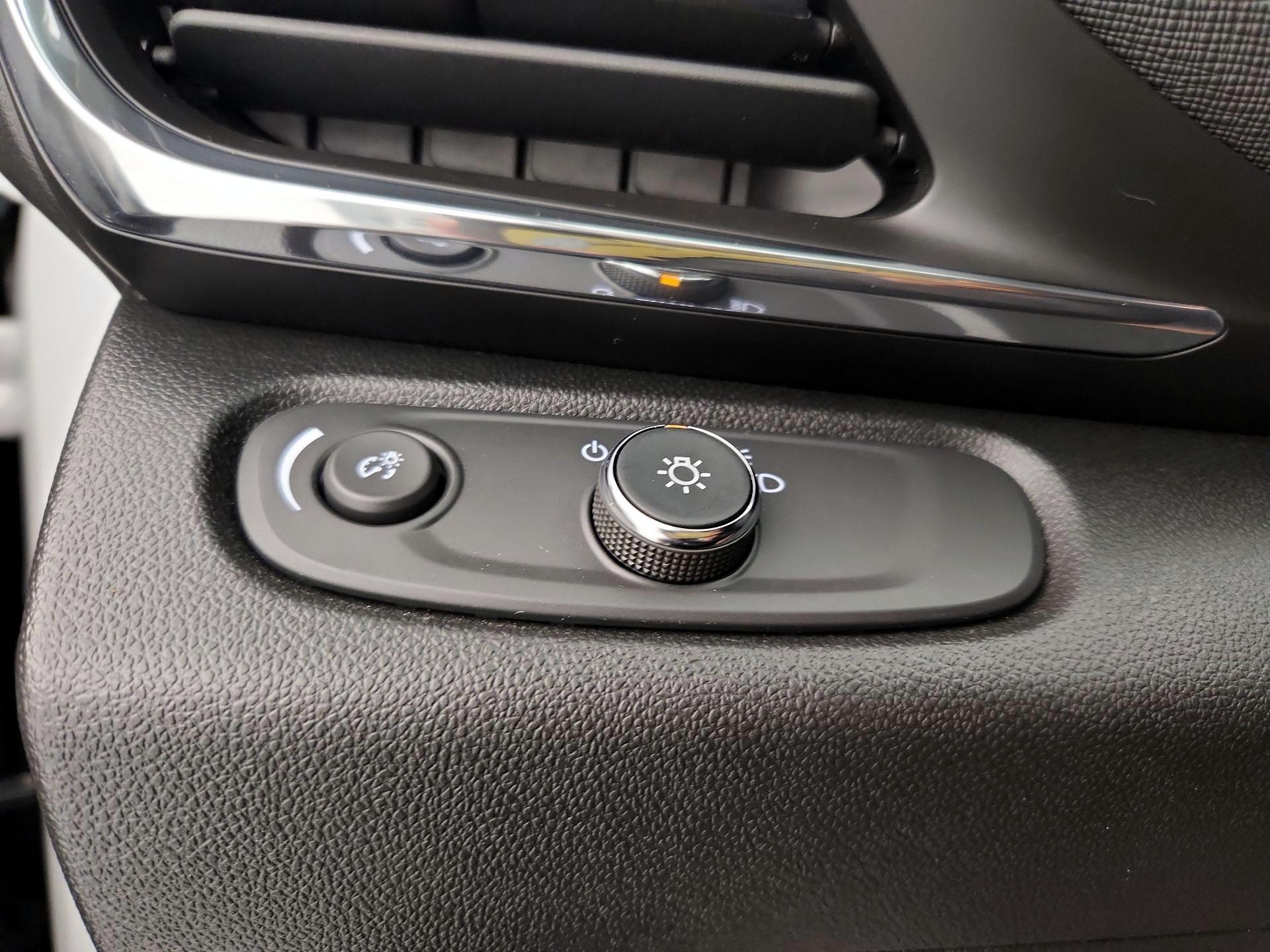 Thumbnail: 2024 Buick Envista - 13