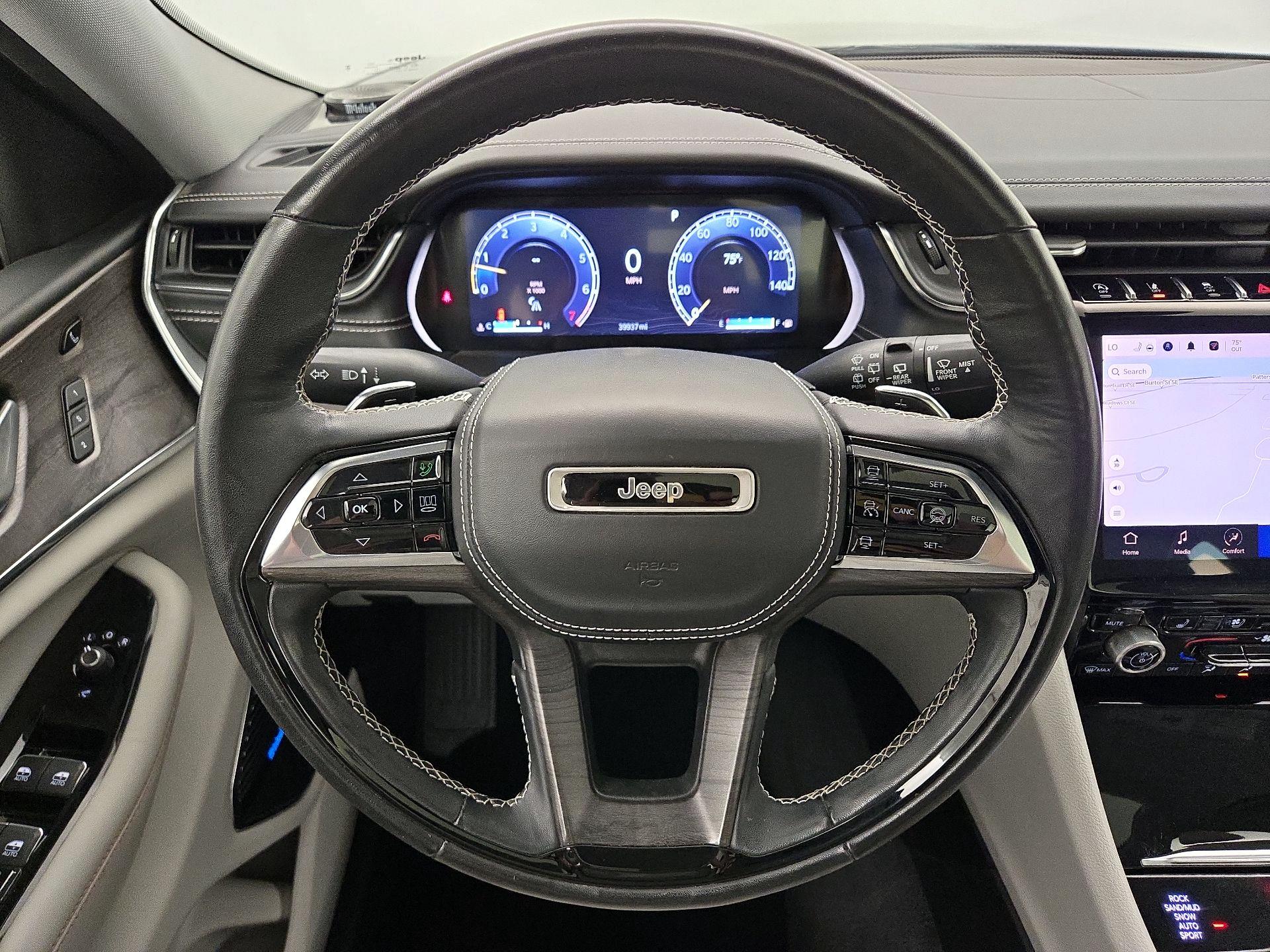 Thumbnail: 2023 Jeep Grand Cherokee L - 10