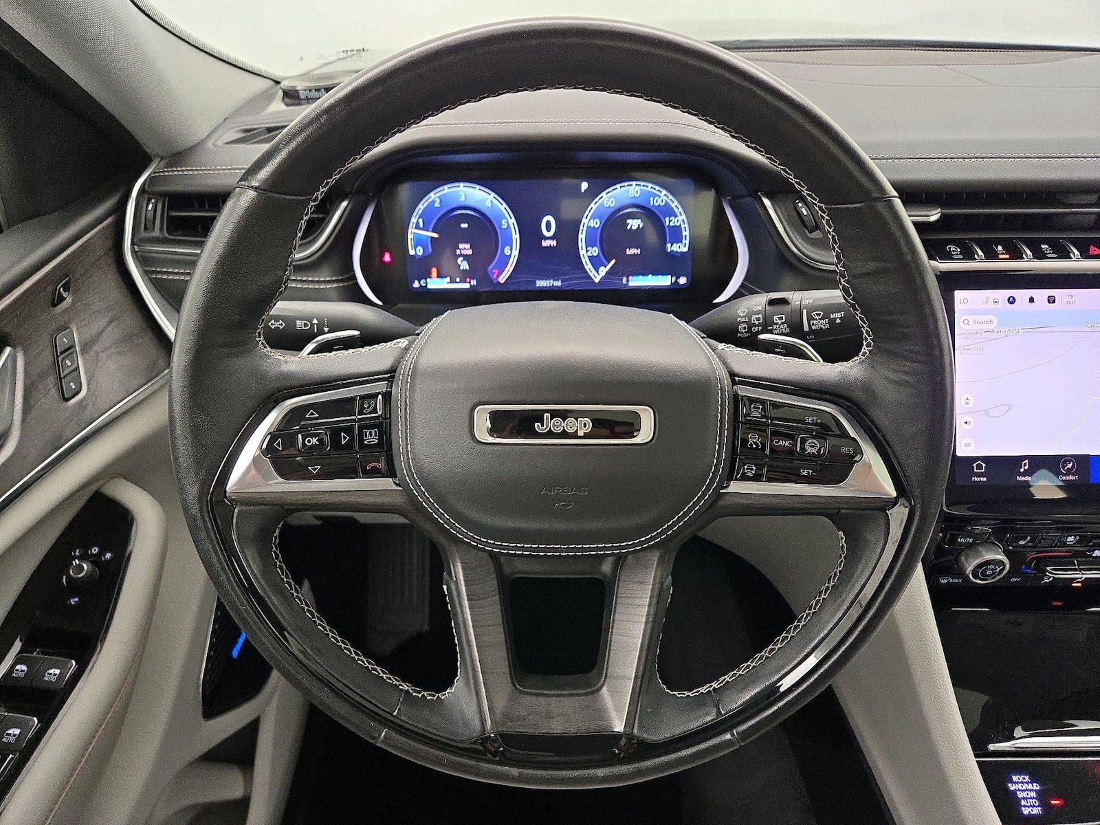 2023 Jeep Grand Cherokee L Overland - Photo 11