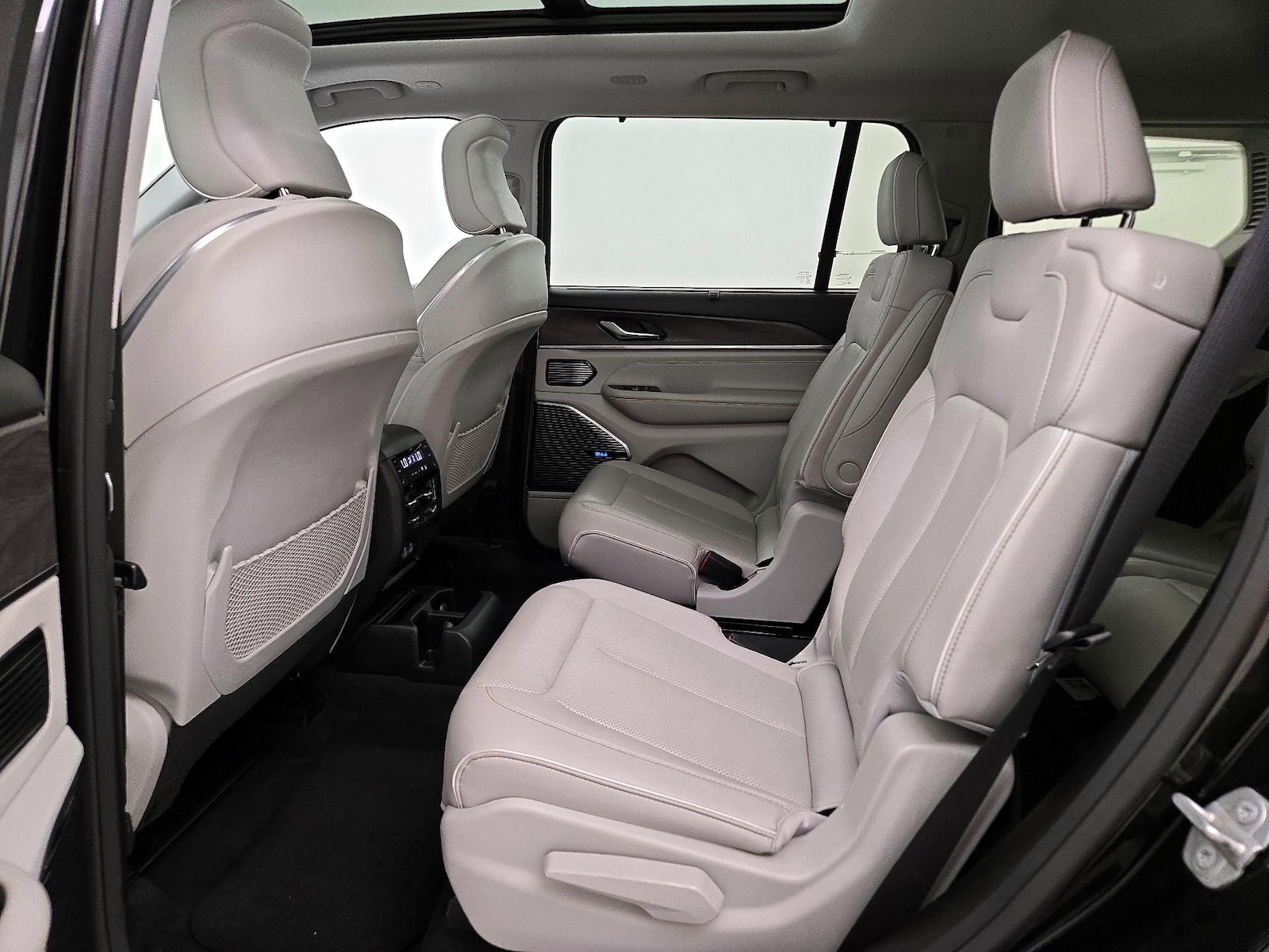 2023 Jeep Grand Cherokee L Overland - Photo 22