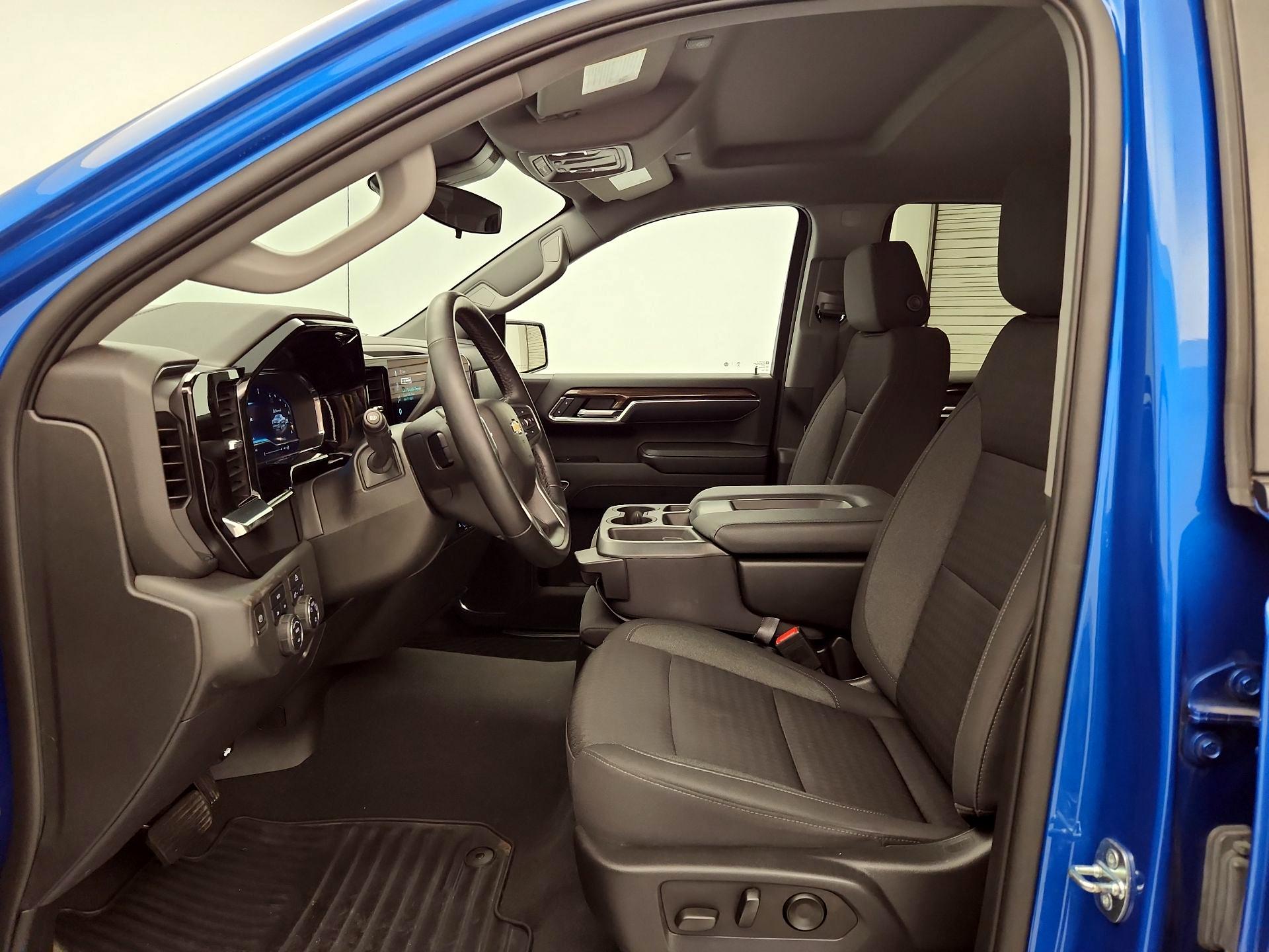 Thumbnail: 2023 Chevrolet Silverado 1500 - 11