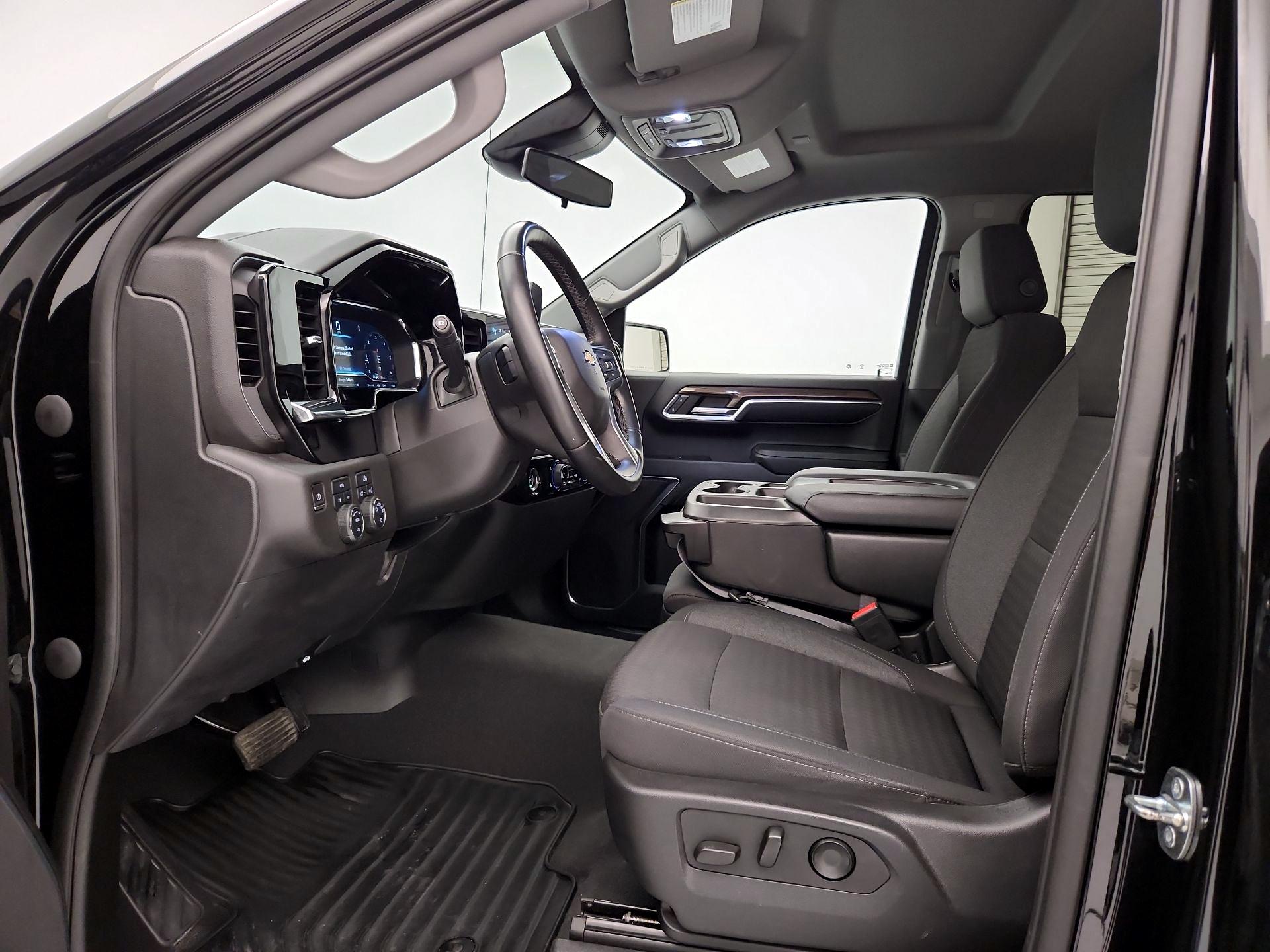 Thumbnail: 2023 Chevrolet Silverado 1500 - 11