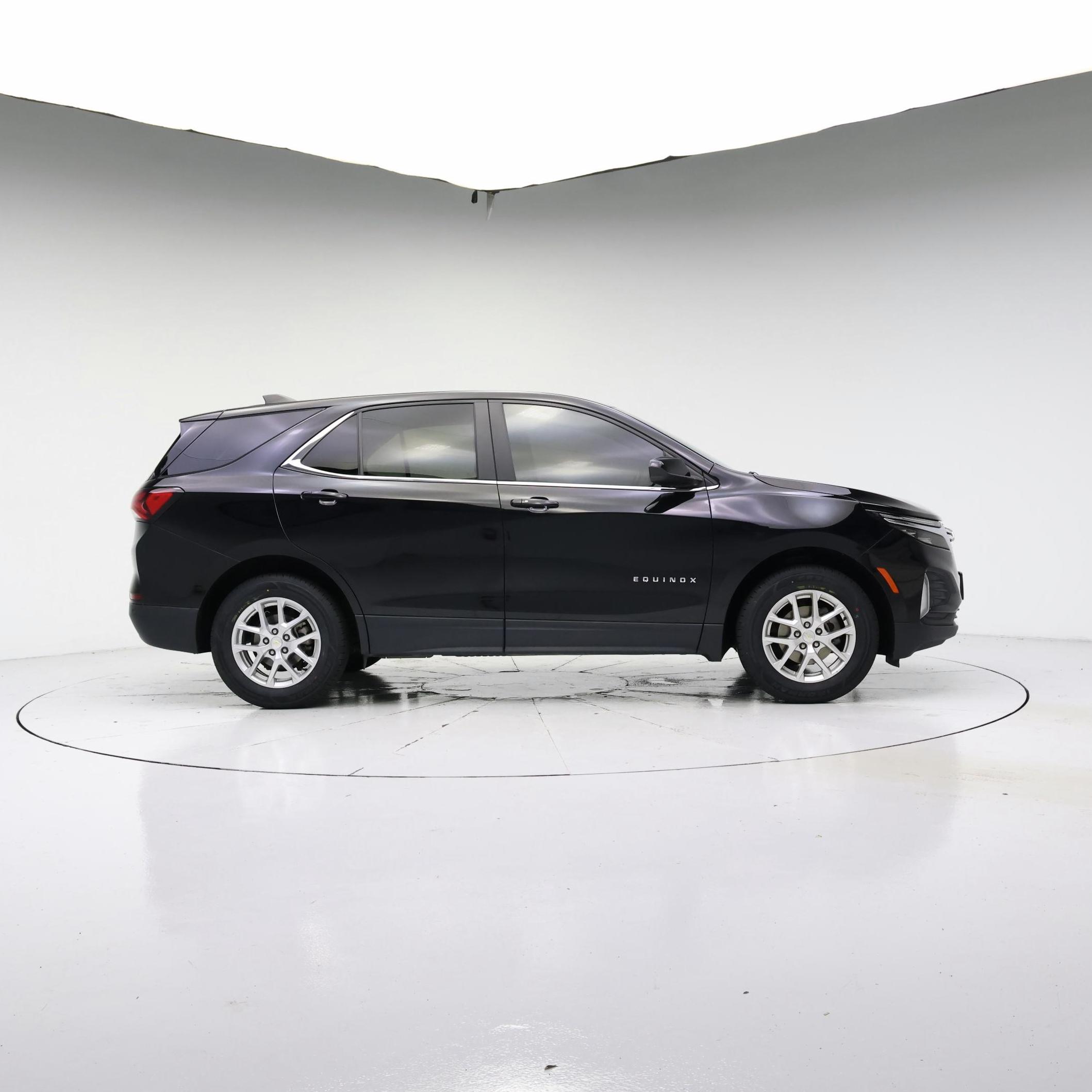 Thumbnail: 2022 Chevrolet Equinox - 7