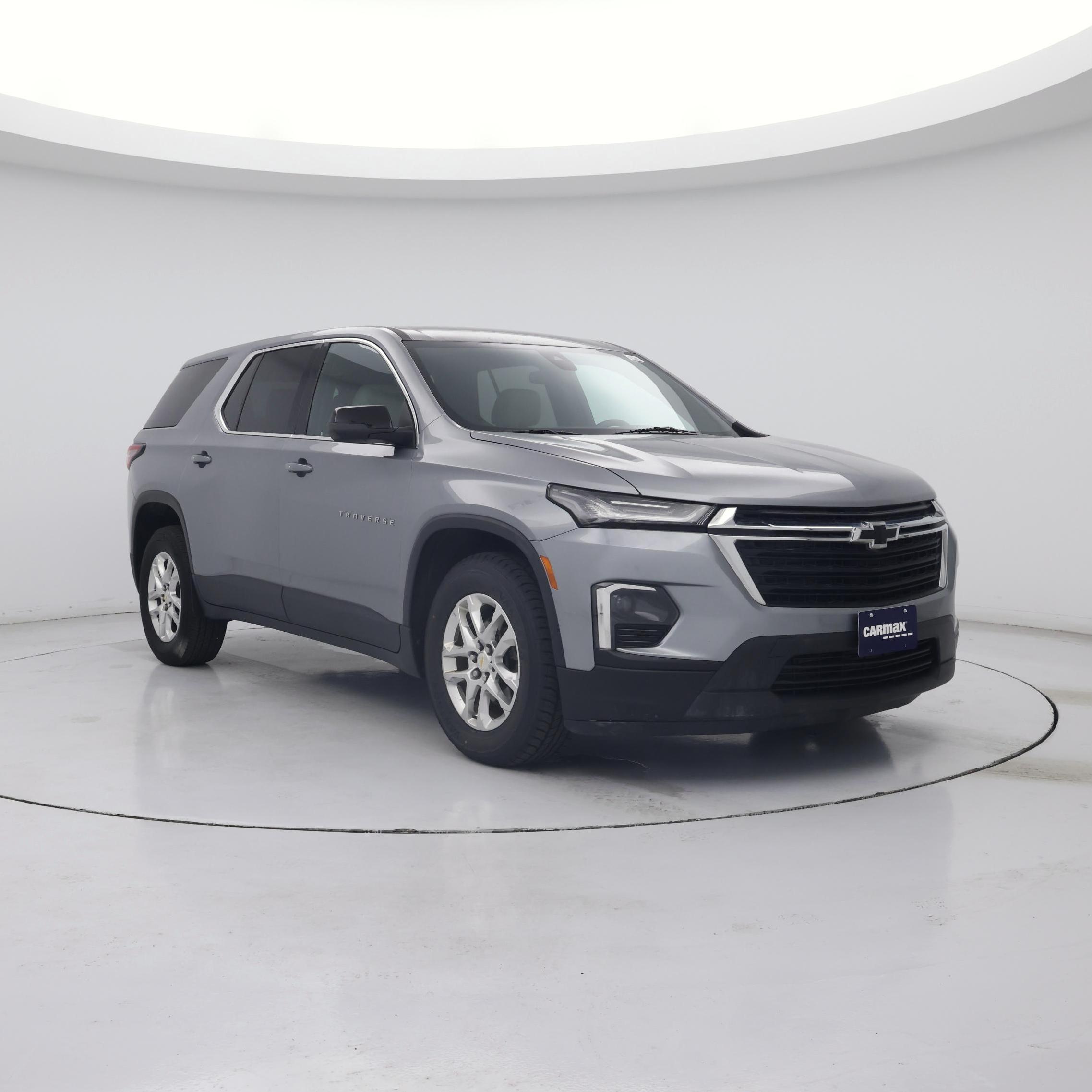 Gray 2023 Chevrolet Traverse SUV / Crossover Four-Wheel Drive Automatic