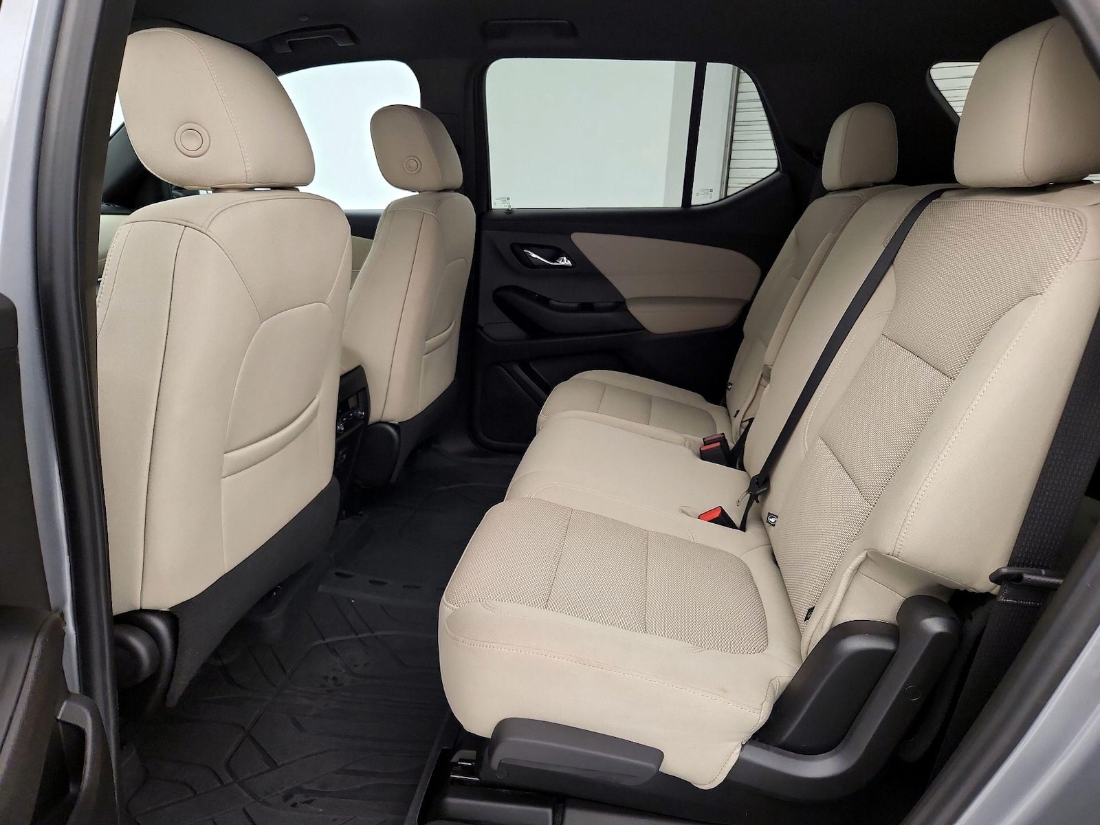 2023 Chevrolet Traverse LS - Photo 20