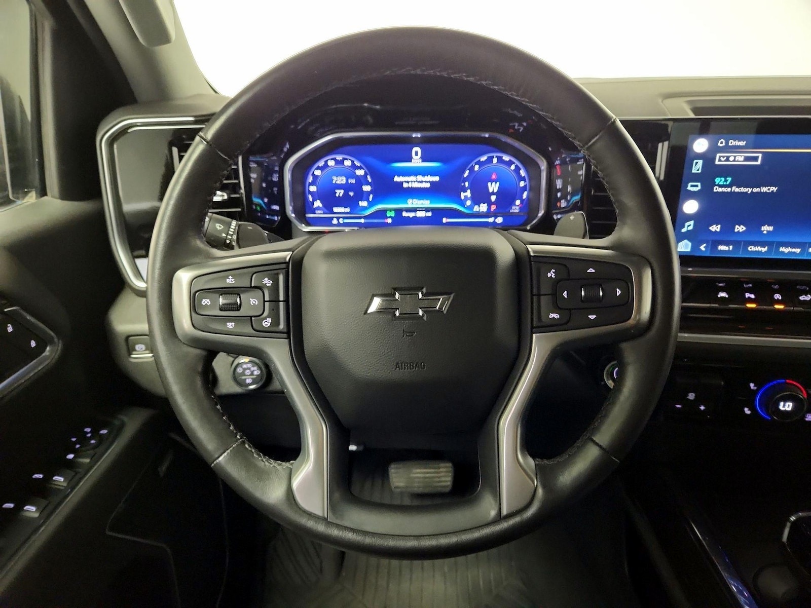 2022 Chevrolet Silverado 1500 RST - Photo 11