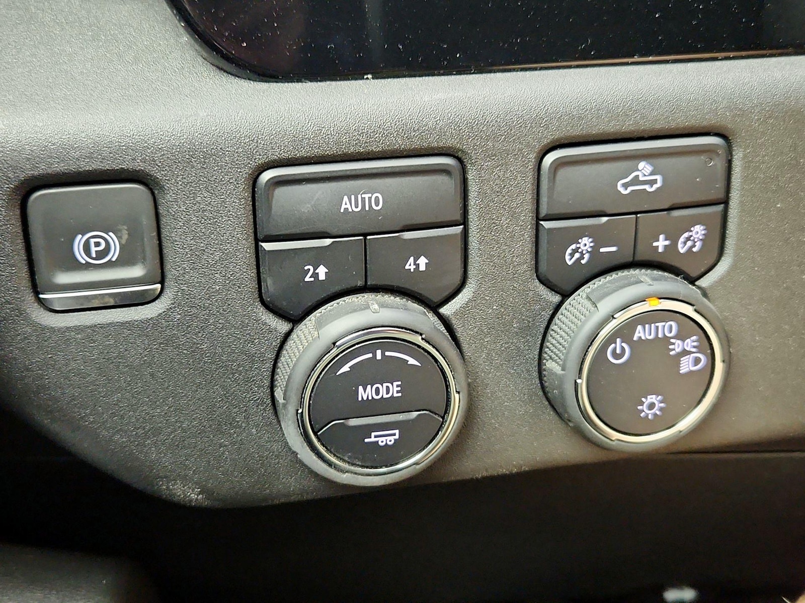 2023 Chevrolet Silverado 1500 LT - Photo 12