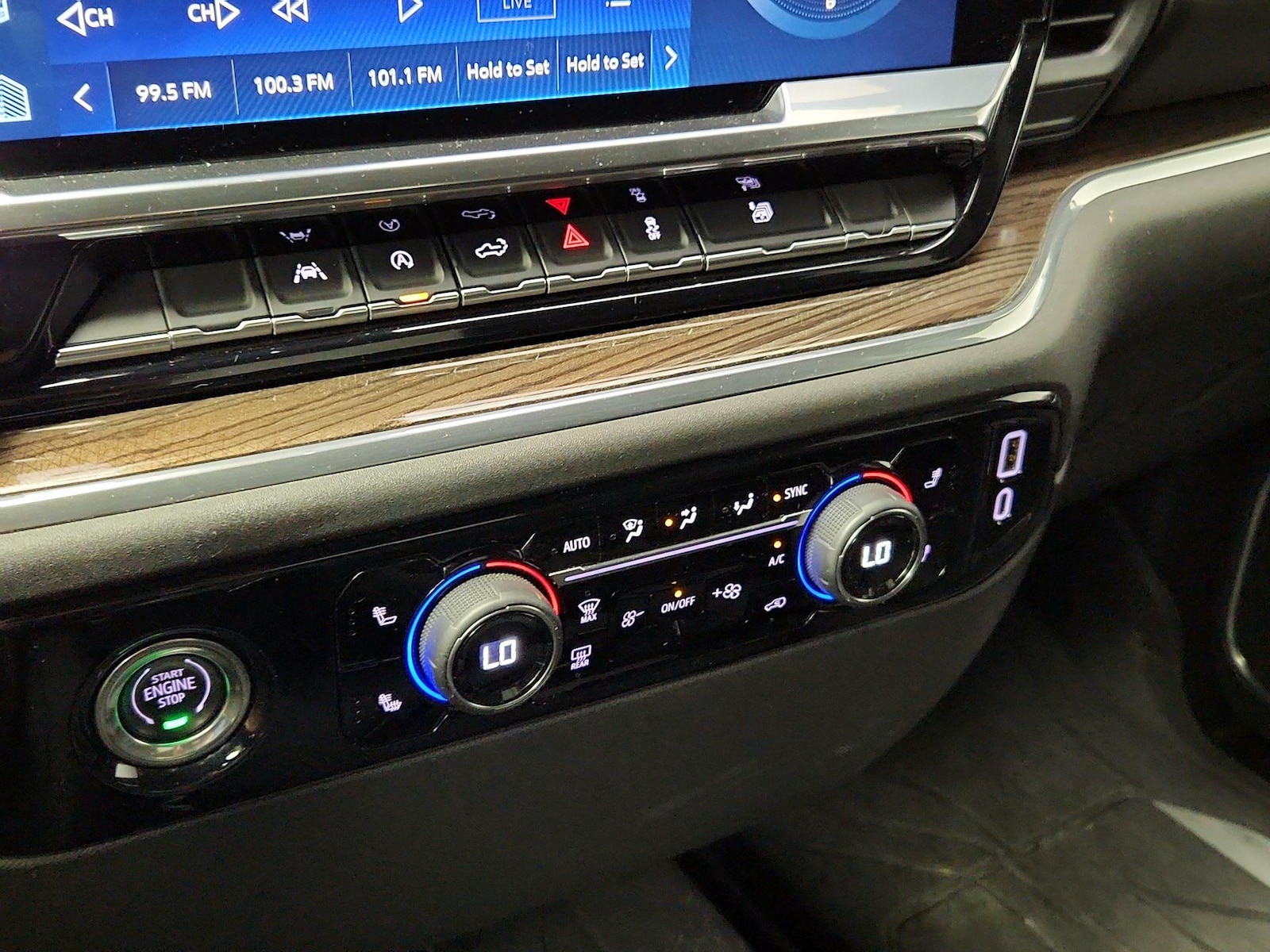 2023 Chevrolet Silverado 1500 LT - Photo 15