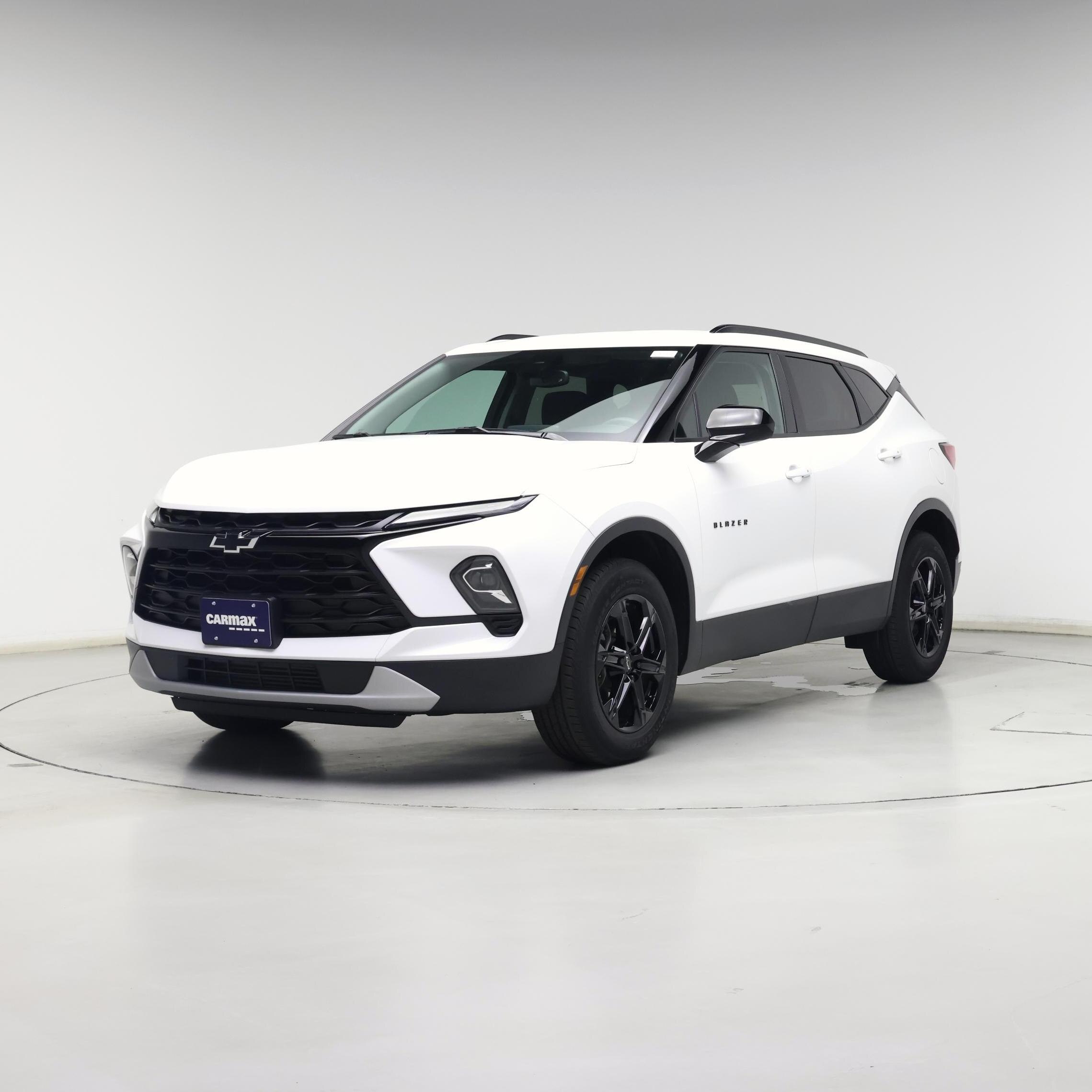 Thumbnail: 2023 Chevrolet Blazer - 4