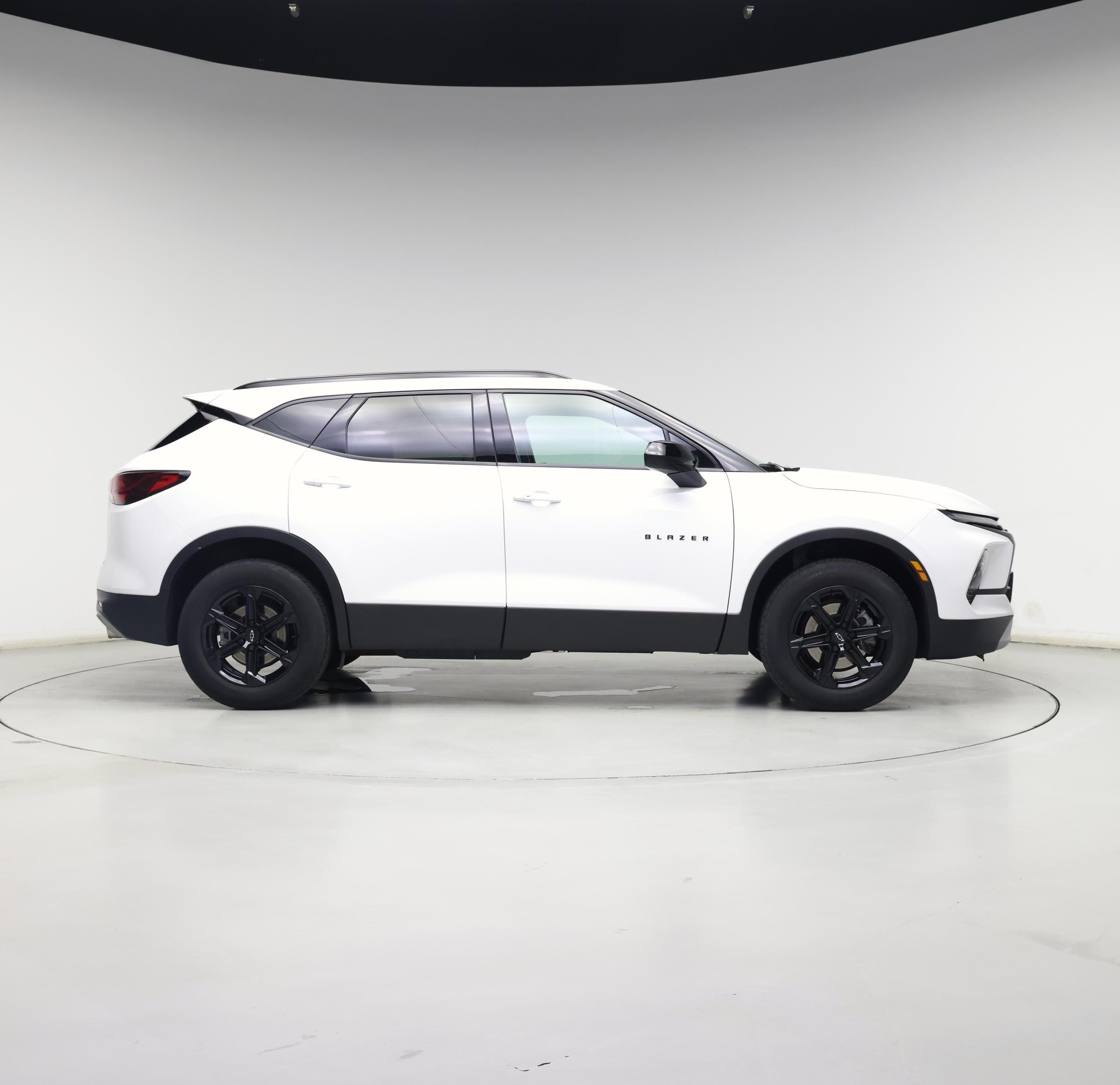 Thumbnail: 2023 Chevrolet Blazer - 7