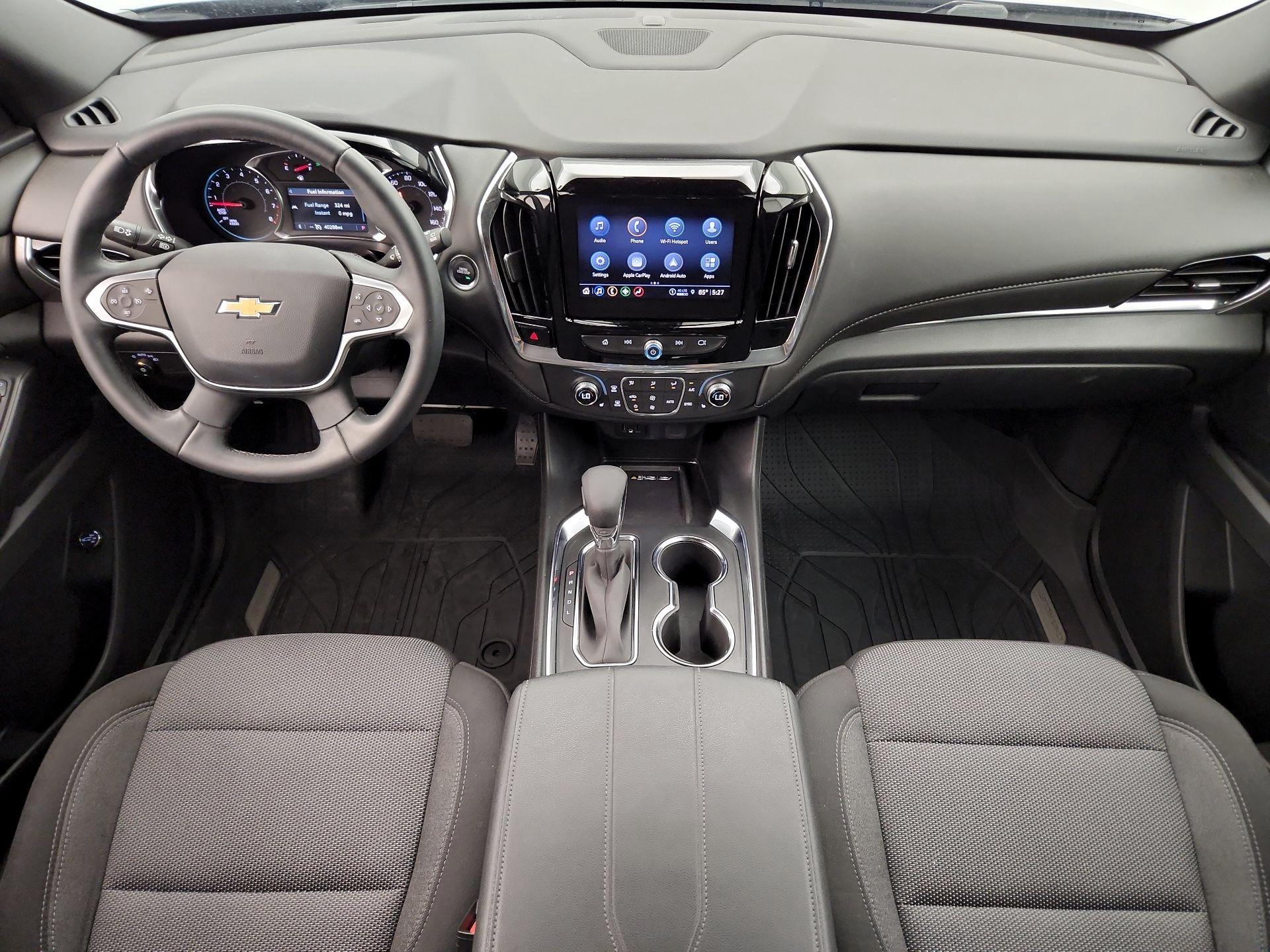 Thumbnail: 2023 Chevrolet Traverse - 9
