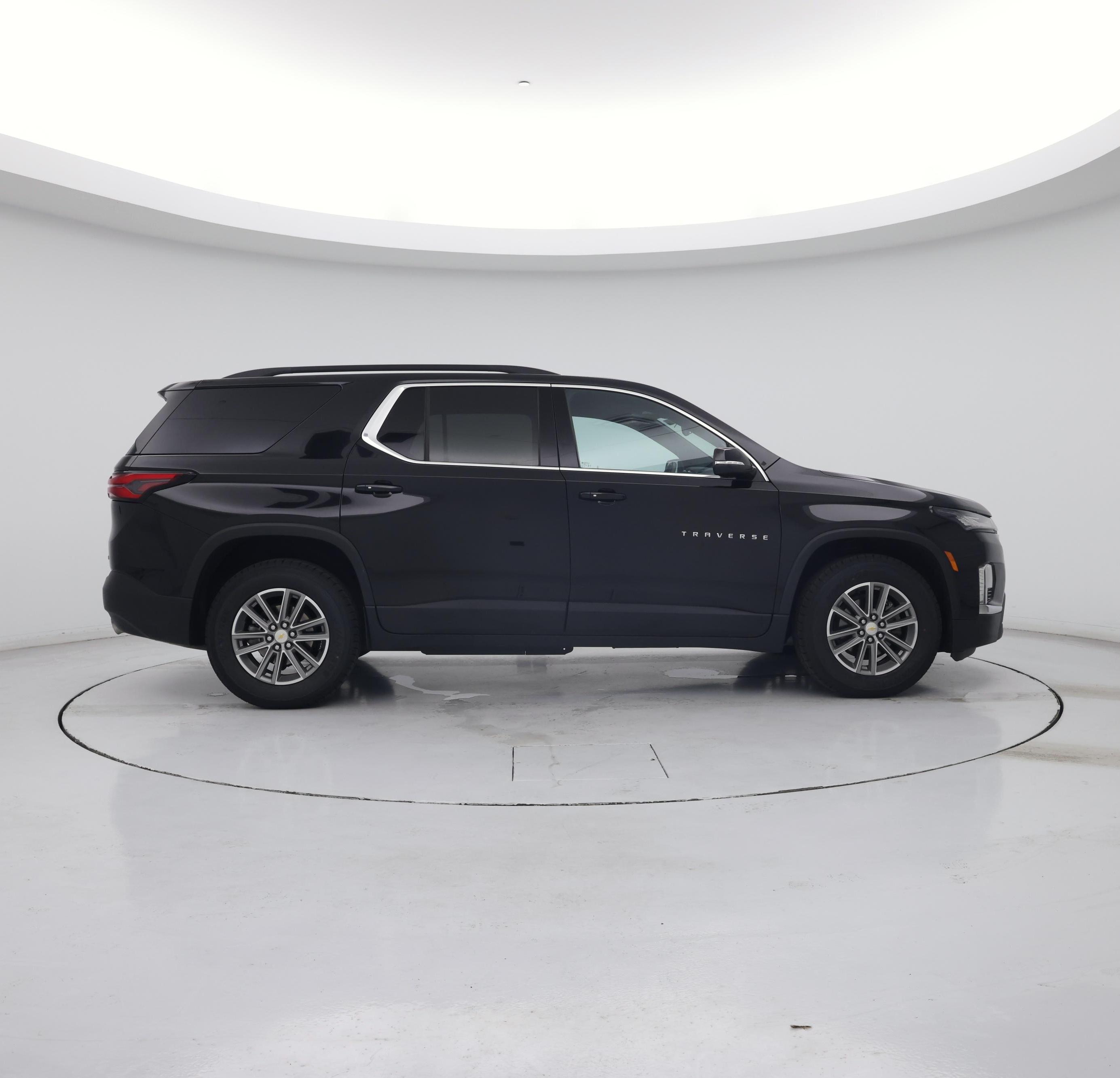 Thumbnail: 2023 Chevrolet Traverse - 7