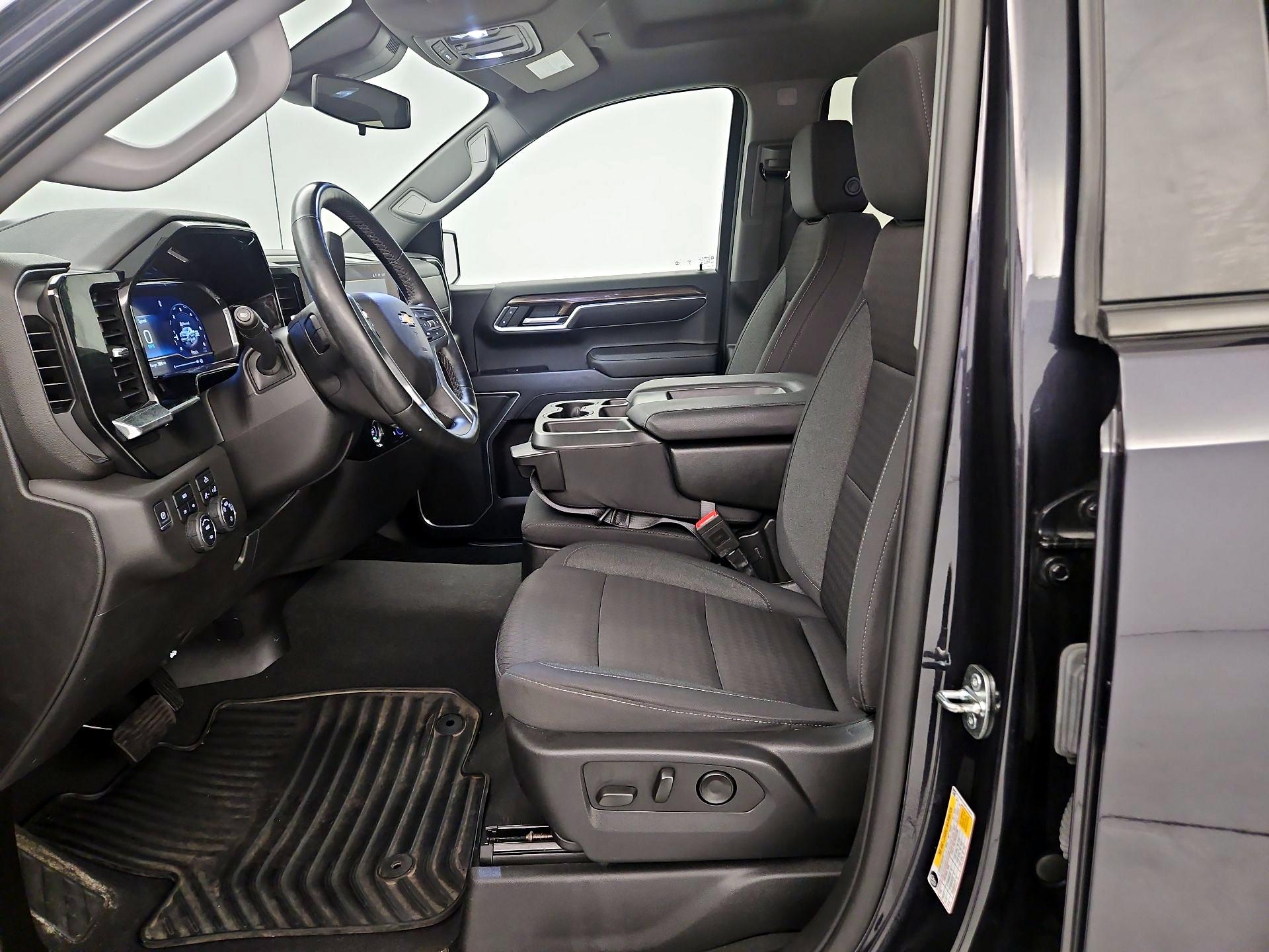 Thumbnail: 2023 Chevrolet Silverado 1500 - 9