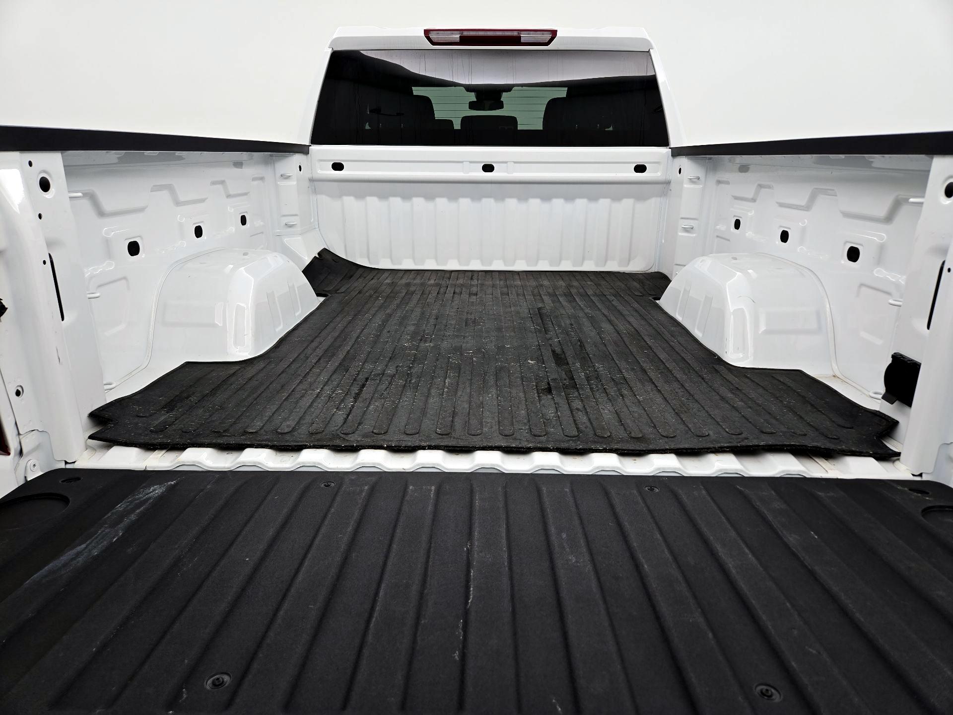 Thumbnail: 2023 Chevrolet Silverado 1500 - 20