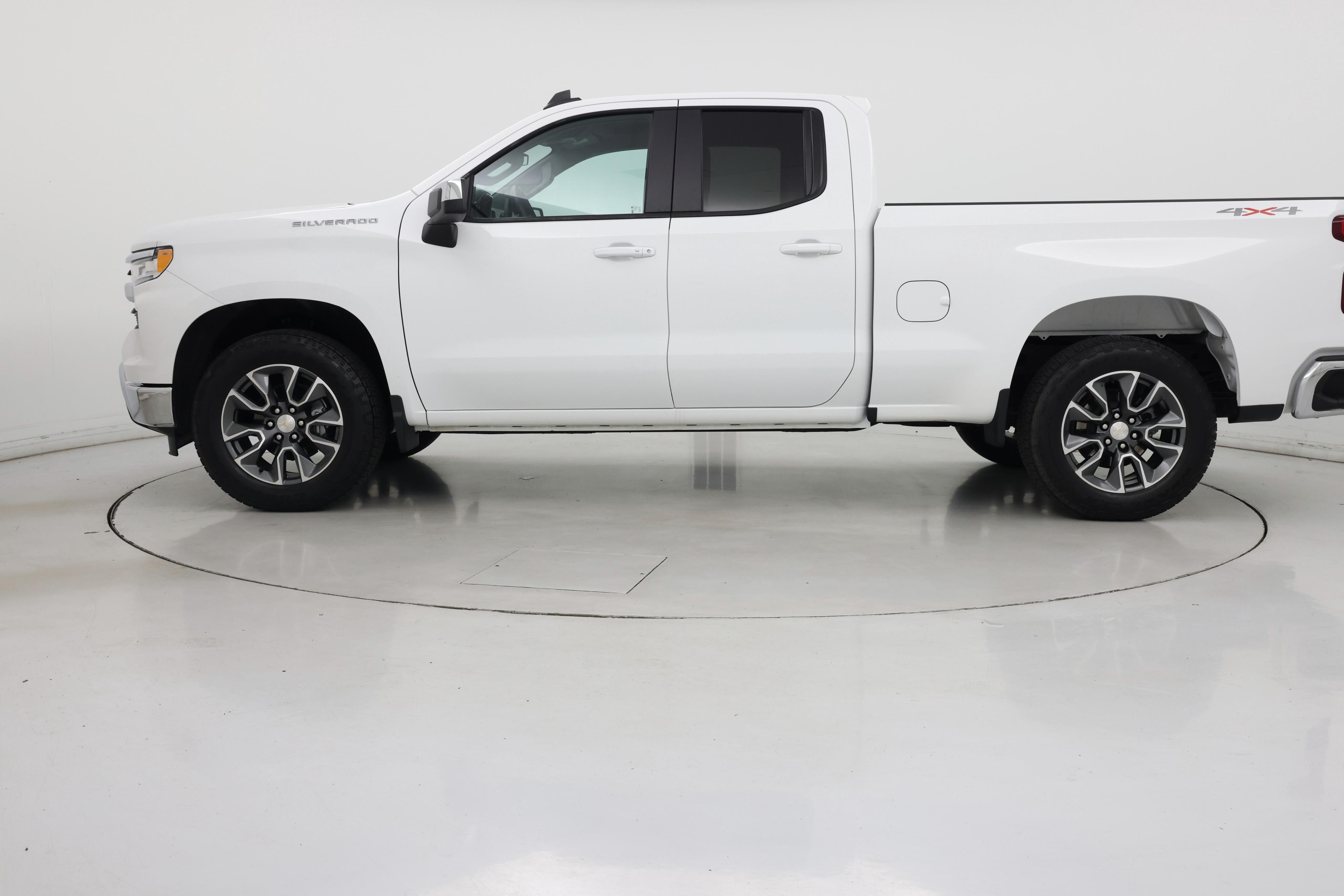 Thumbnail: 2023 Chevrolet Silverado 1500 - 3