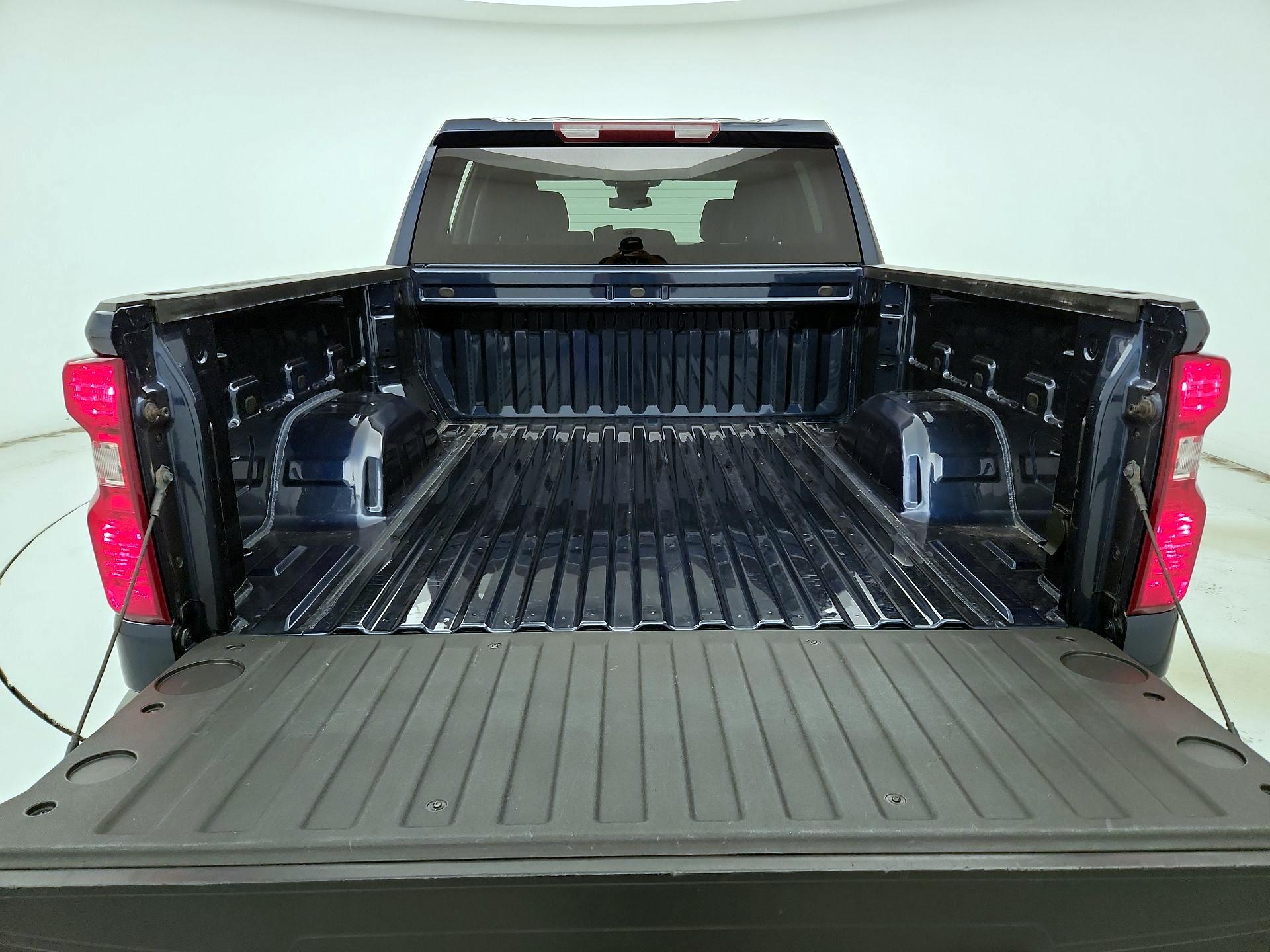 Thumbnail: 2023 Chevrolet Silverado 1500 - 20