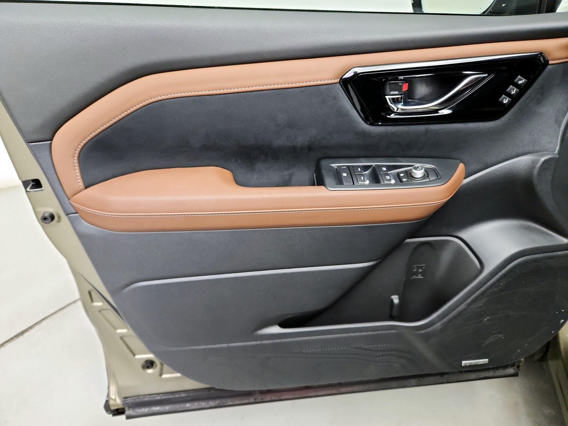 Thumbnail: 2025 Subaru Forester - 12