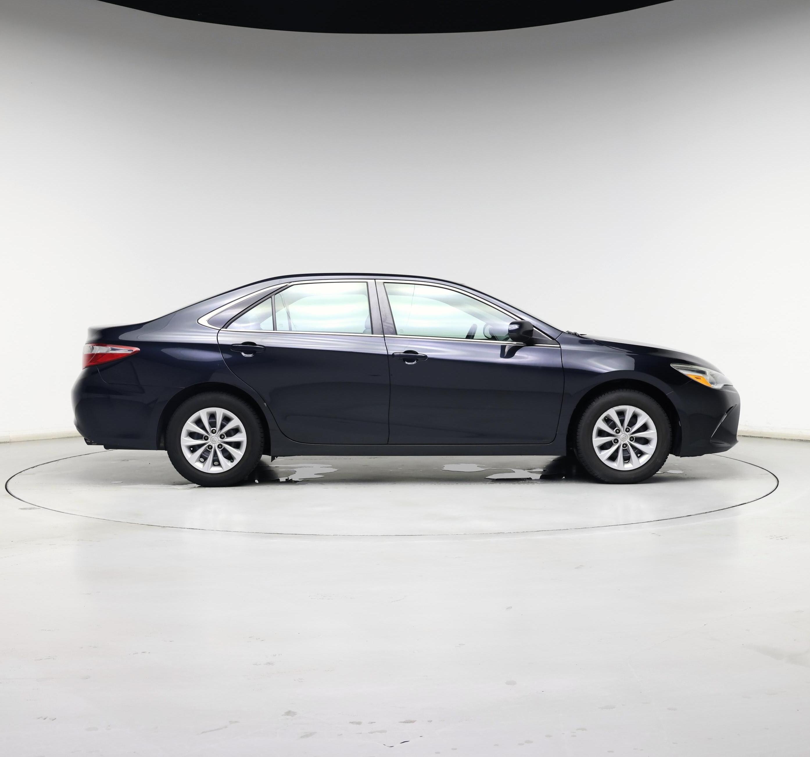 Thumbnail: 2015 Toyota Camry - 7