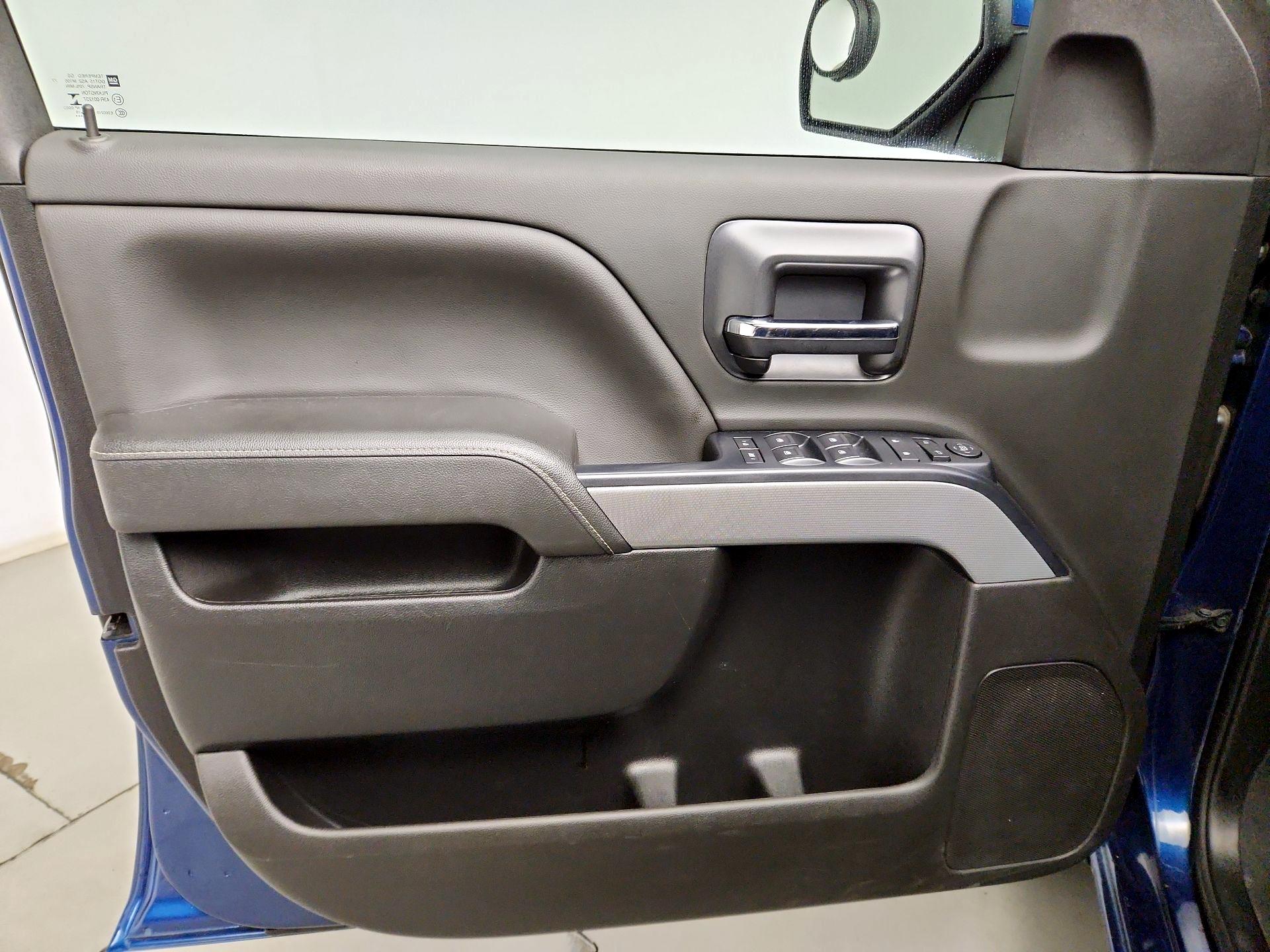Thumbnail: 2019 Chevrolet Silverado 1500 - 12