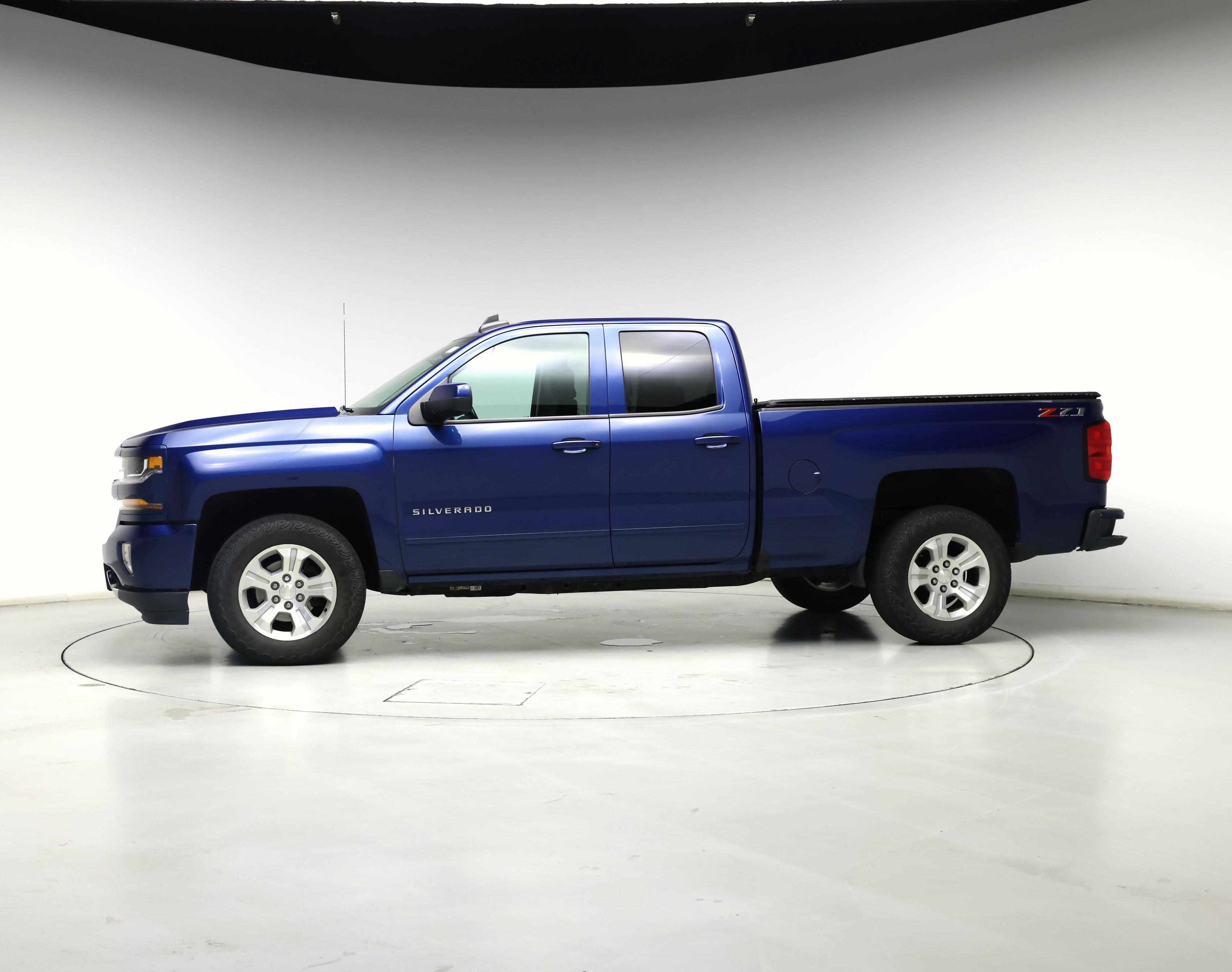 Thumbnail: 2019 Chevrolet Silverado 1500 - 3