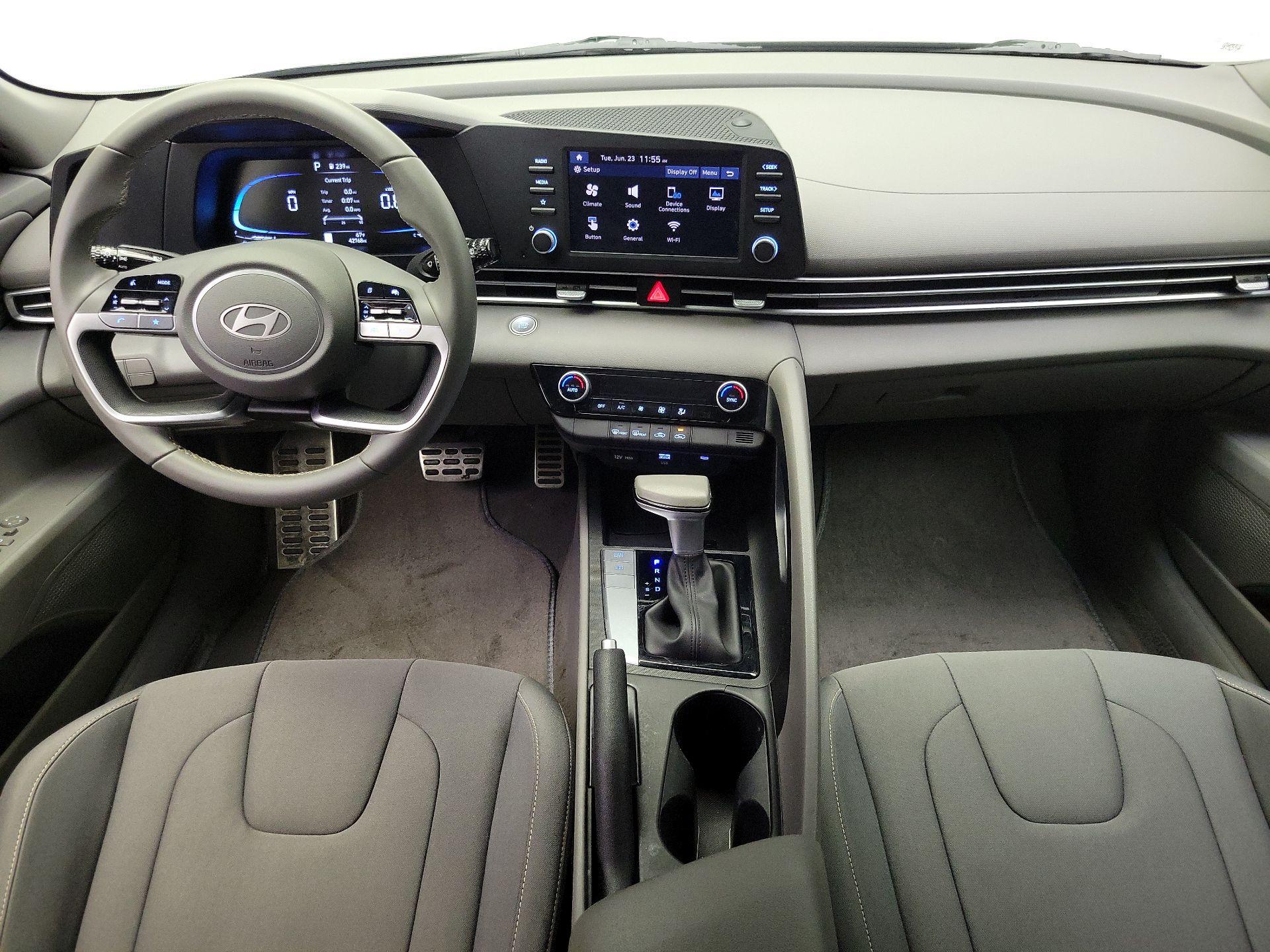 Thumbnail: 2025 Hyundai Elantra - 9