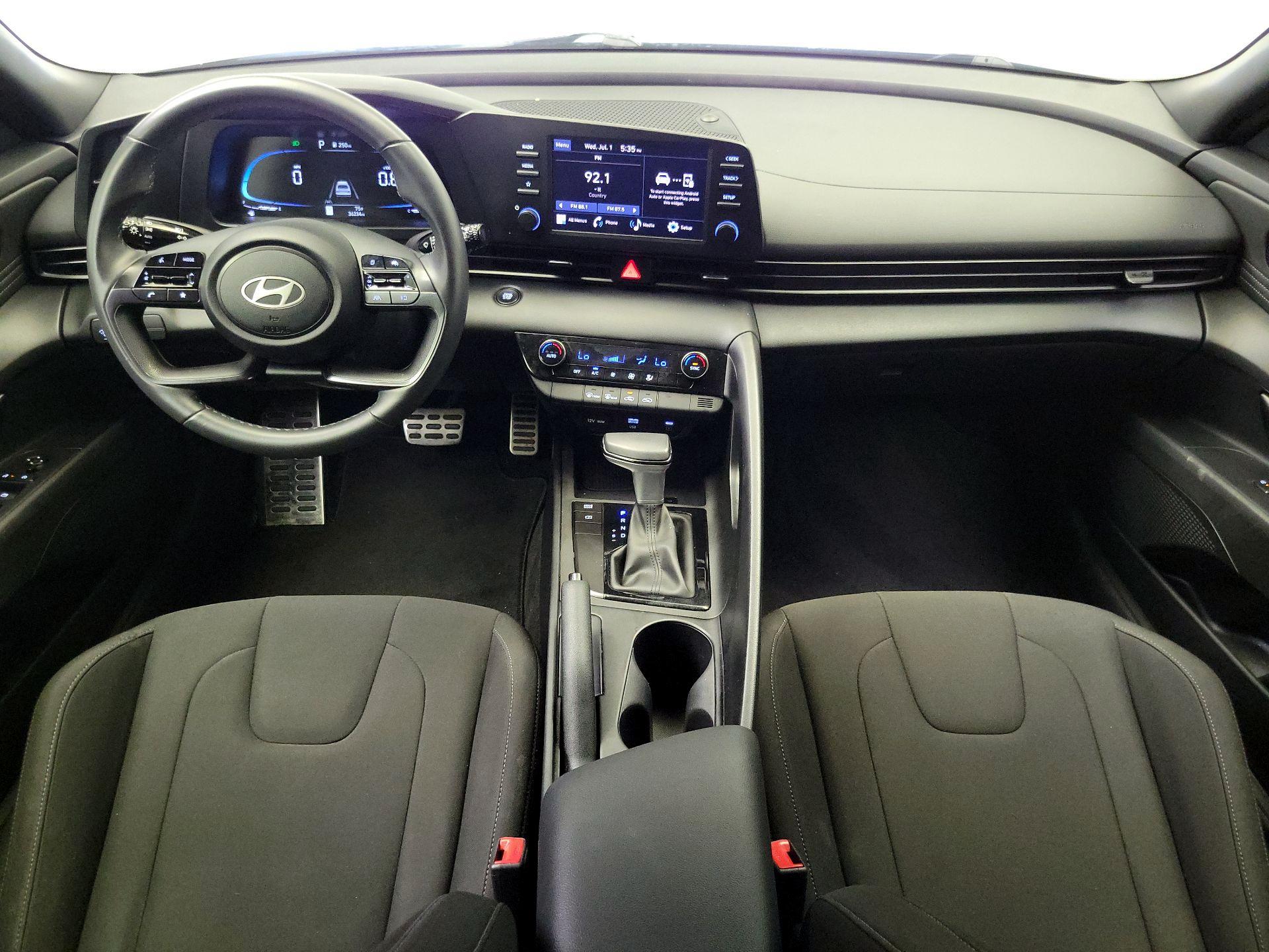 Thumbnail: 2025 Hyundai Elantra - 9