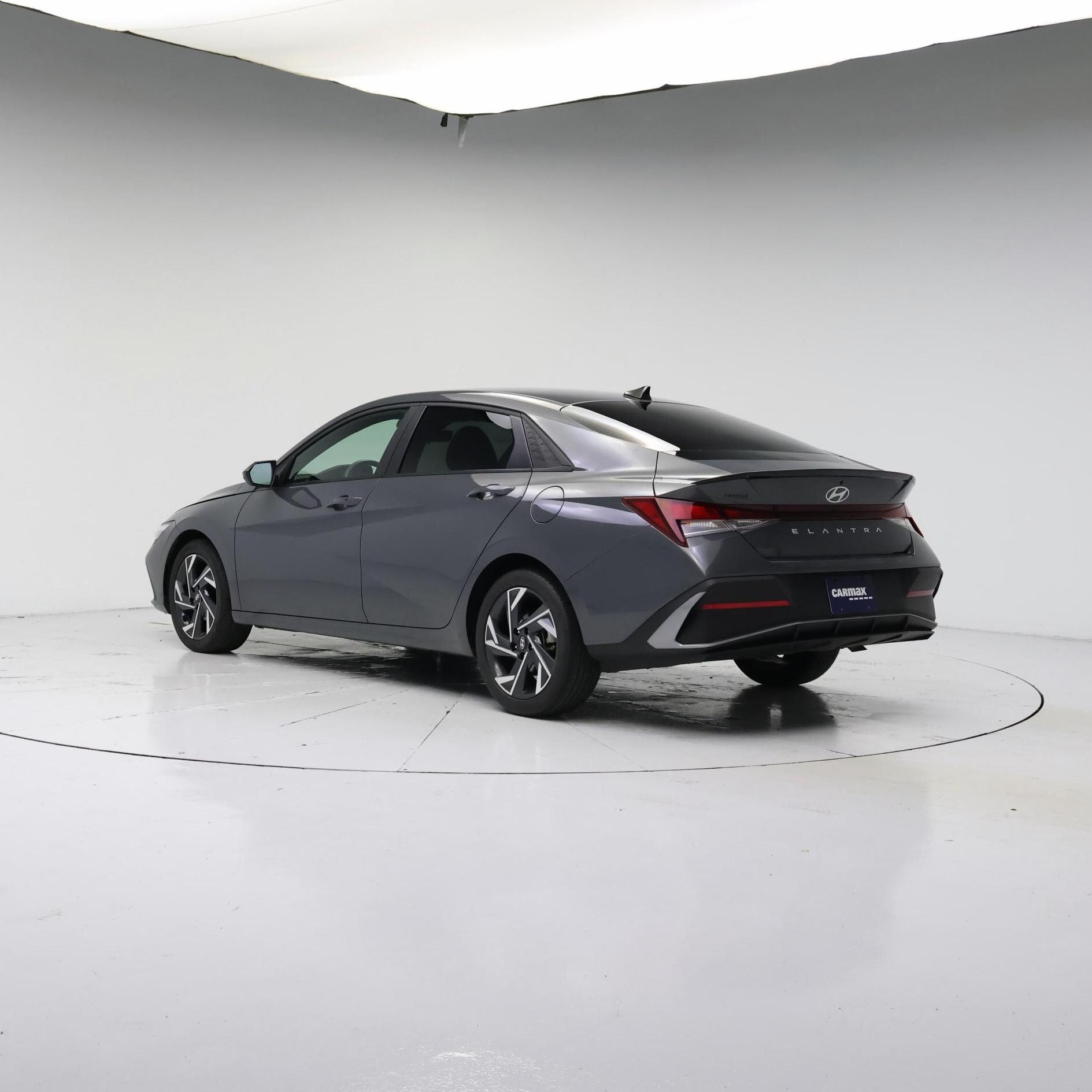 Thumbnail: 2025 Hyundai Elantra - 2