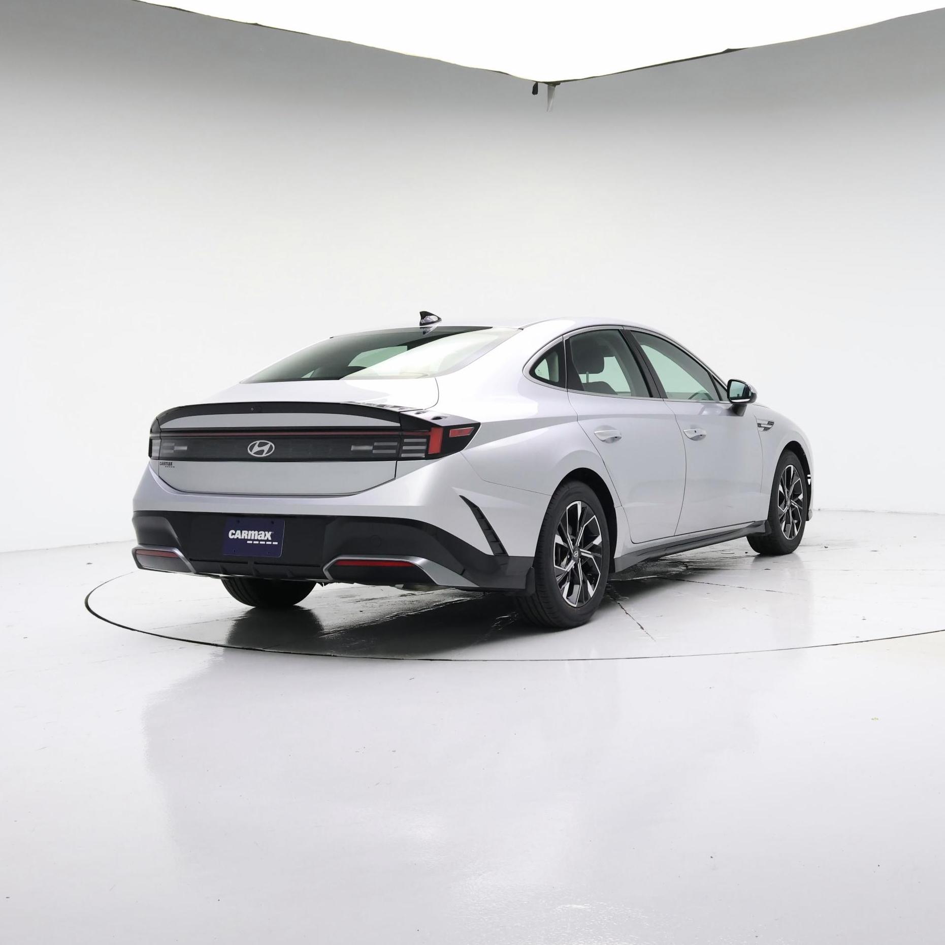 Thumbnail: 2024 Hyundai Sonata - 4