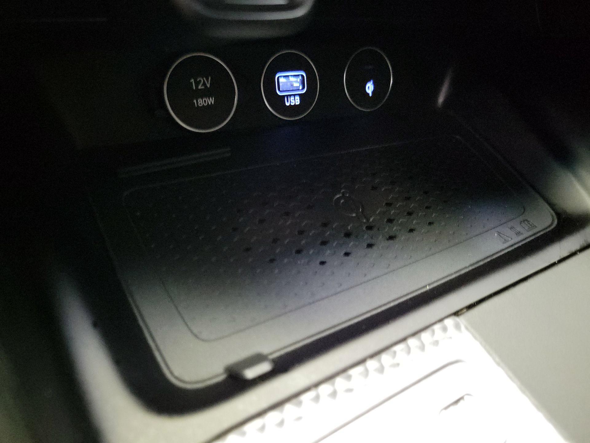 Thumbnail: 2023 Genesis G70 - 19